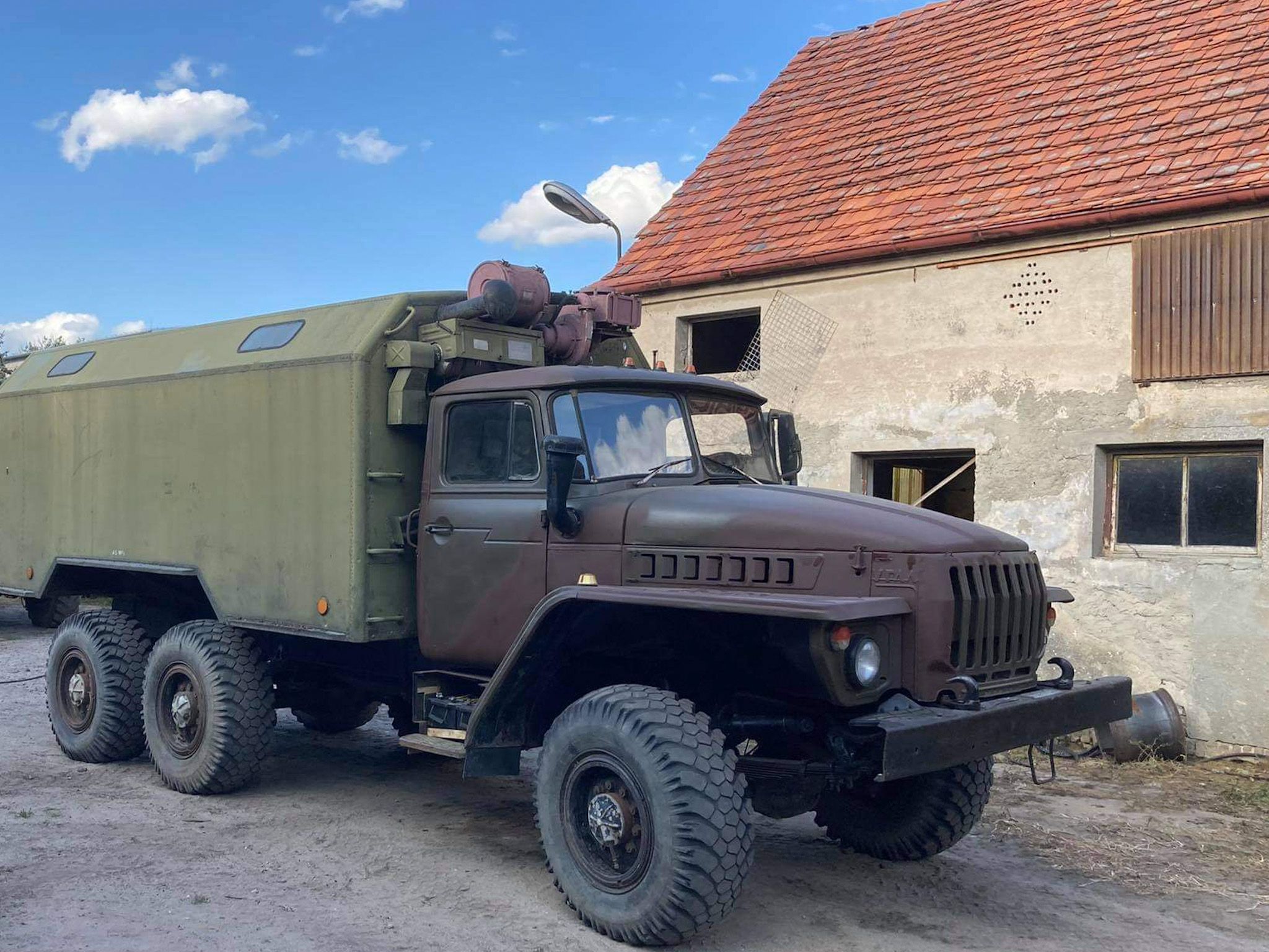 2048x1536 Why Ural 4320 is the best Russian Military Truck