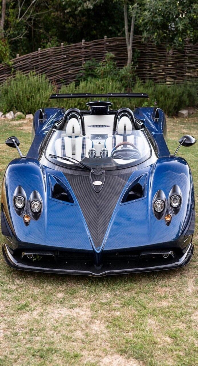 693x1280 Pagani Zonda HP Barchetta Roadster, by Michael Kübler. (image ratio has been modified)