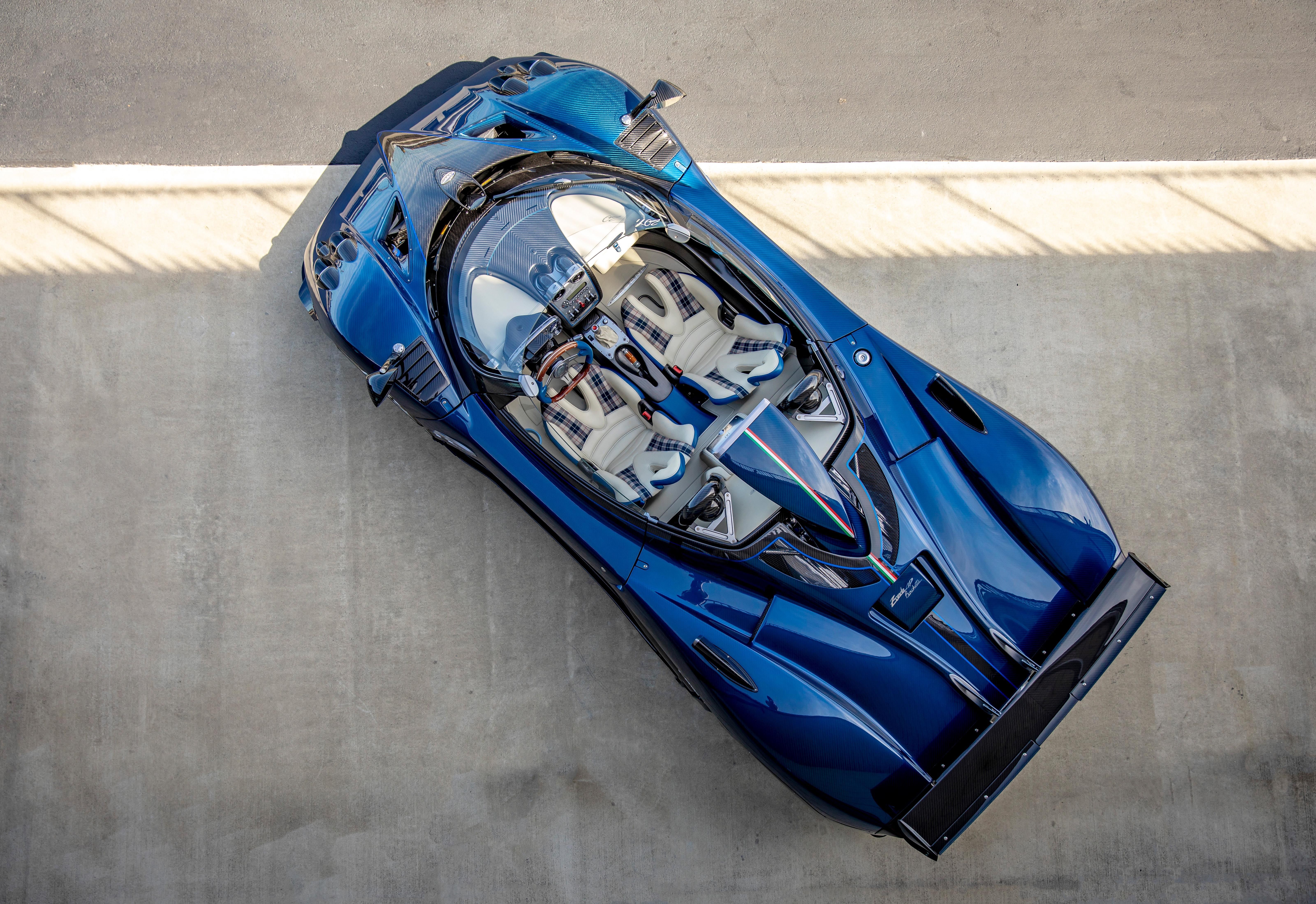 6401x4399 Free Pagani, top view 6K wallpaper for desktop and phone