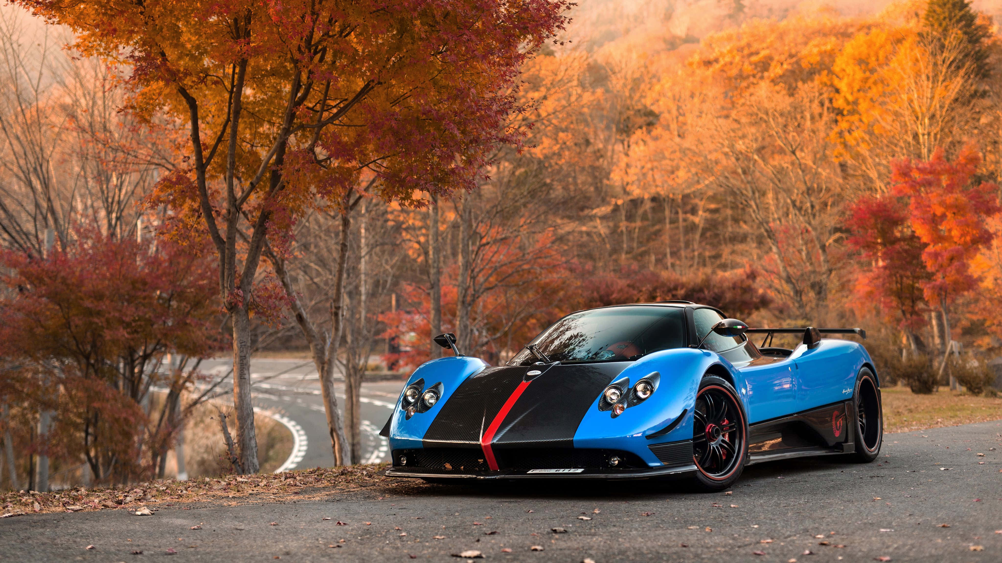 4096x2304 Download Stunning Pagani Zonda HP Barchetta in Action Wallpaper