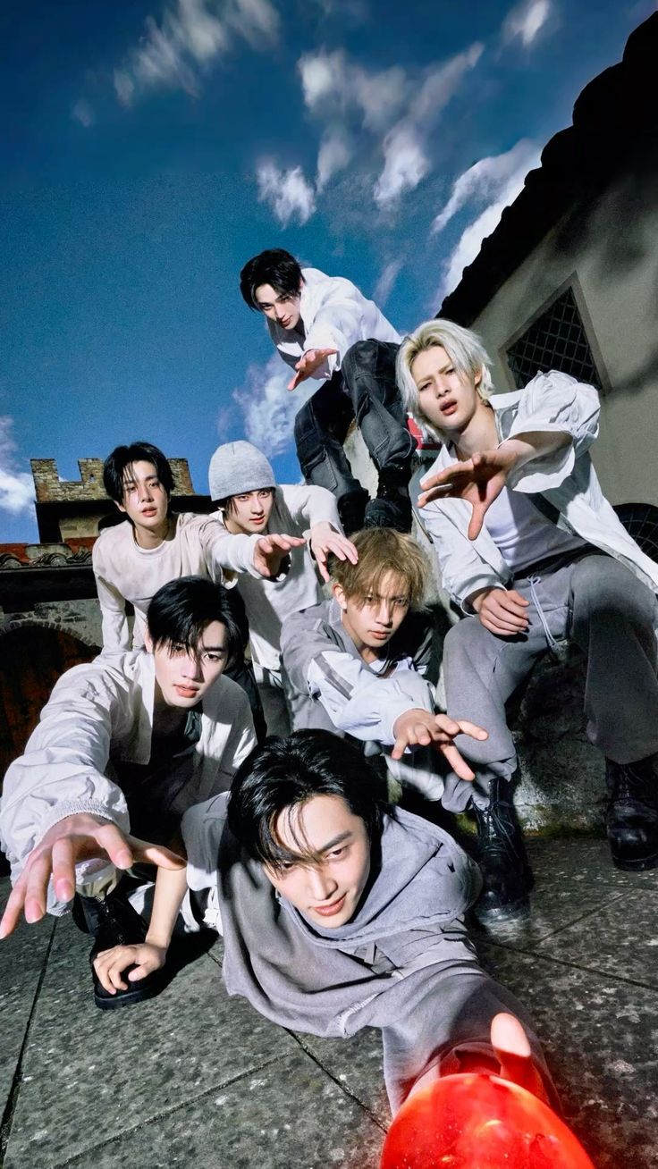 736x1308 Enhypen The Sin: Vanish Wallpaper
