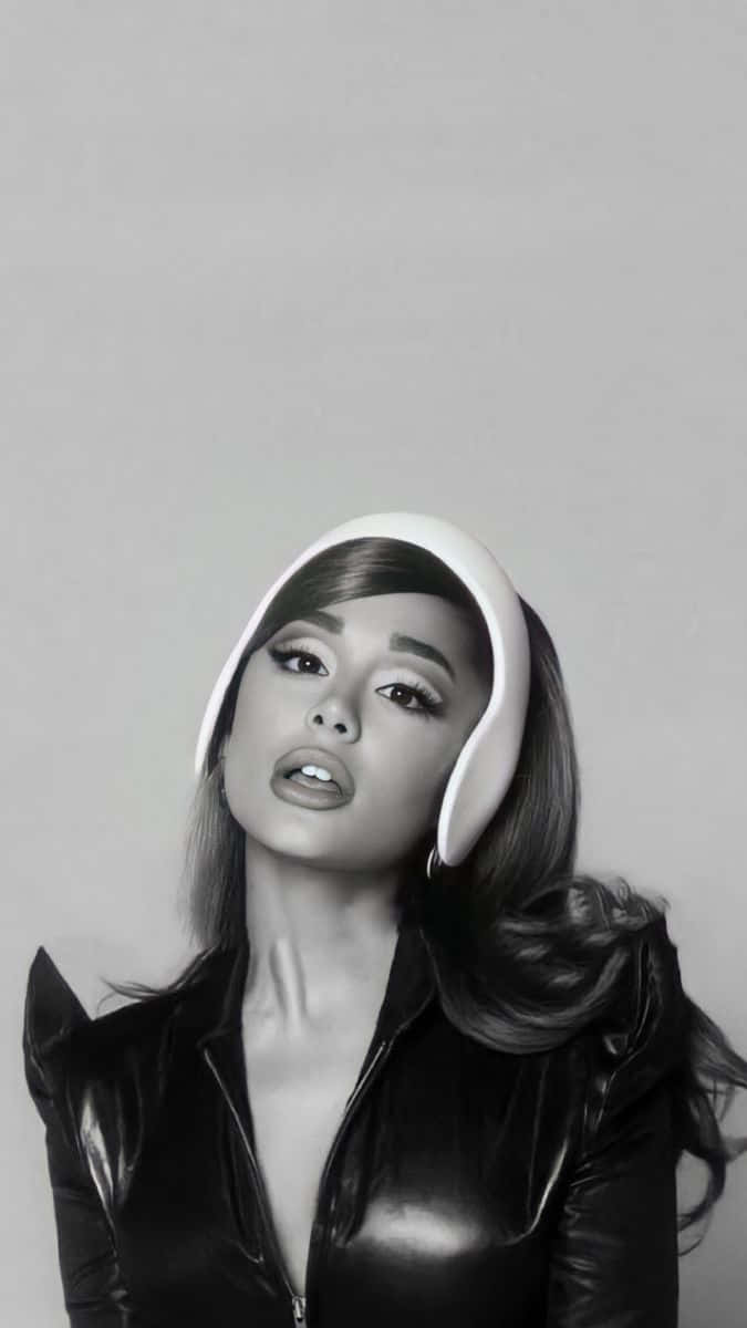 675x1200 Download Ariana Grande Blackand White Portrait Wallpaper