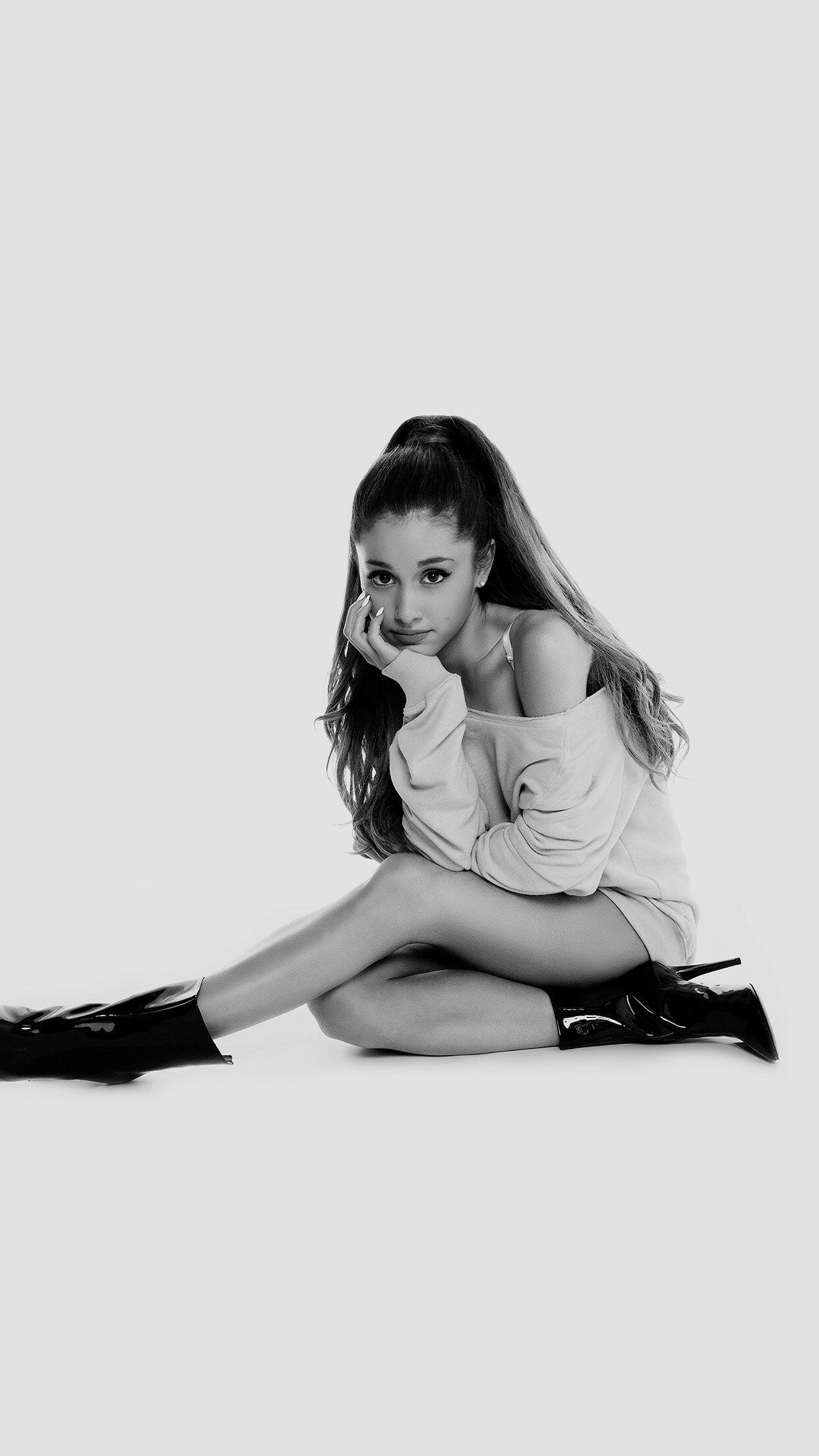 1242x2208 Ariana Grande Girl Singer Celebrity iPhone 6 Wallpaper