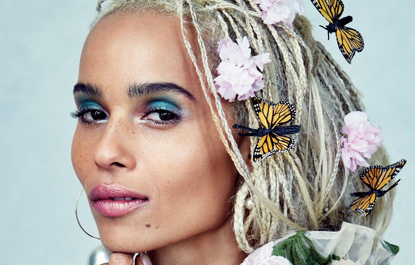 1332x850 Wallpaper butterfly, smile, portrait, actress, clips, Zoe Kravitz image for desktop, section девушки