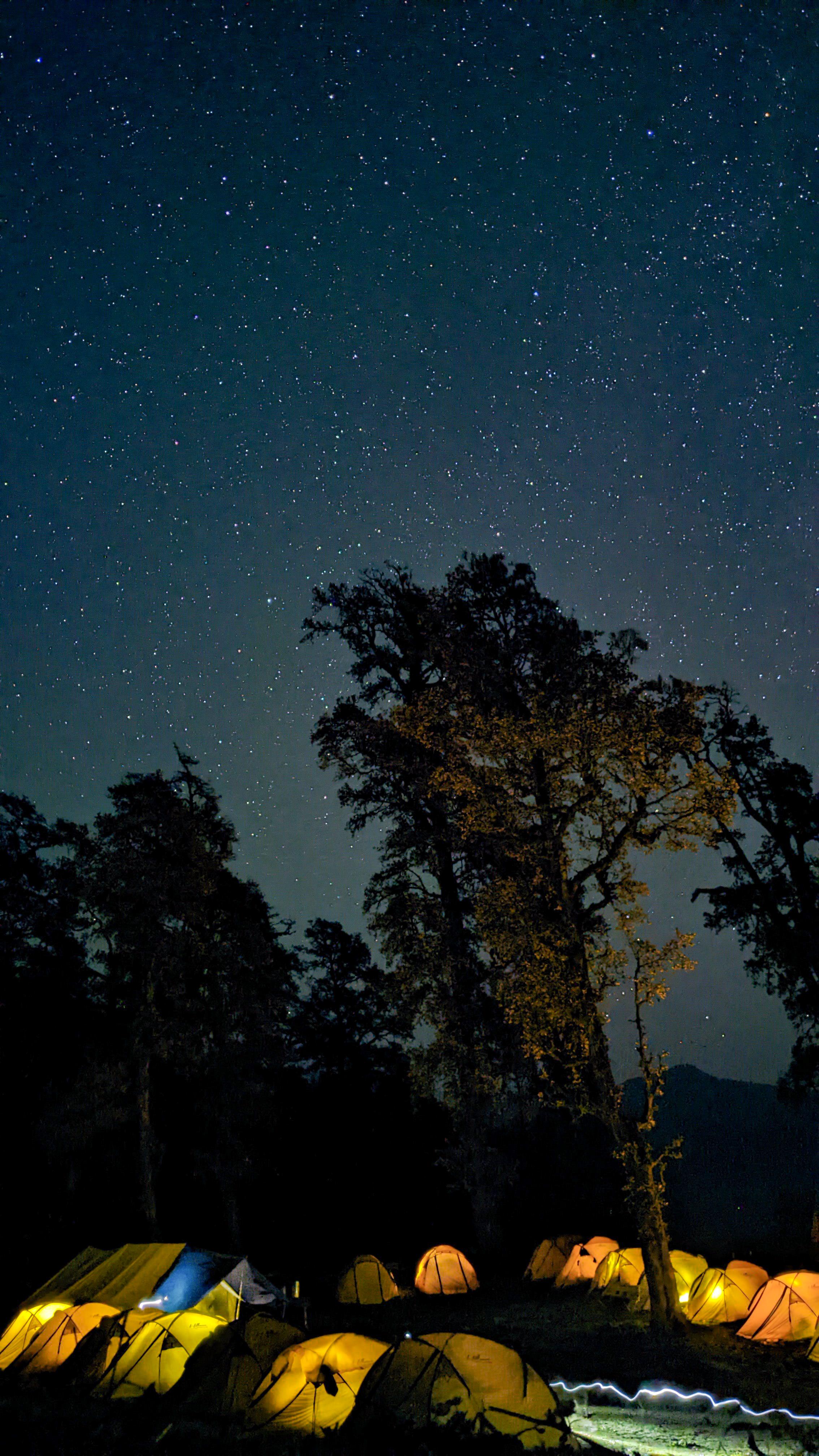 2268x4032 Chilapada Campsite at 4 am, en route to Dayara Top in Dayara Bugyal trek