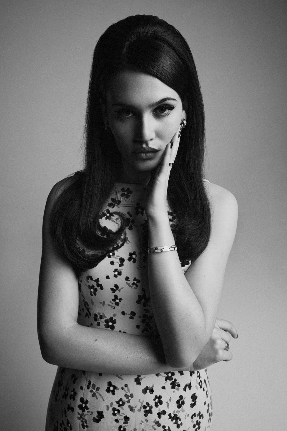 980x1470 Sienna Spiro on Her Debut Album, Her Inspirations, and Getting Over a Breakup