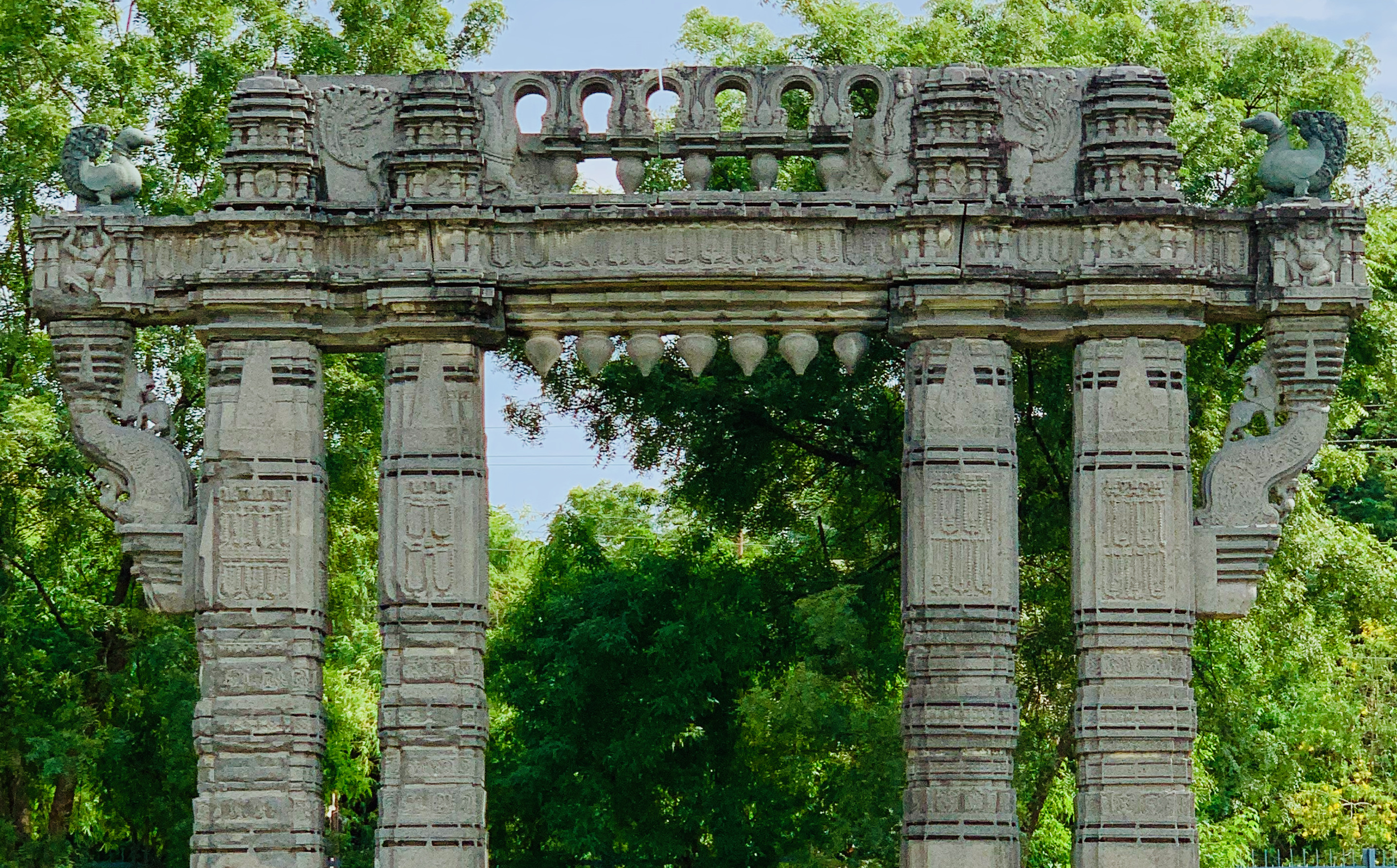 2842x1767 A torana, gate to sacred precinct, Warangal Fort Park and Museum, Telangana, India