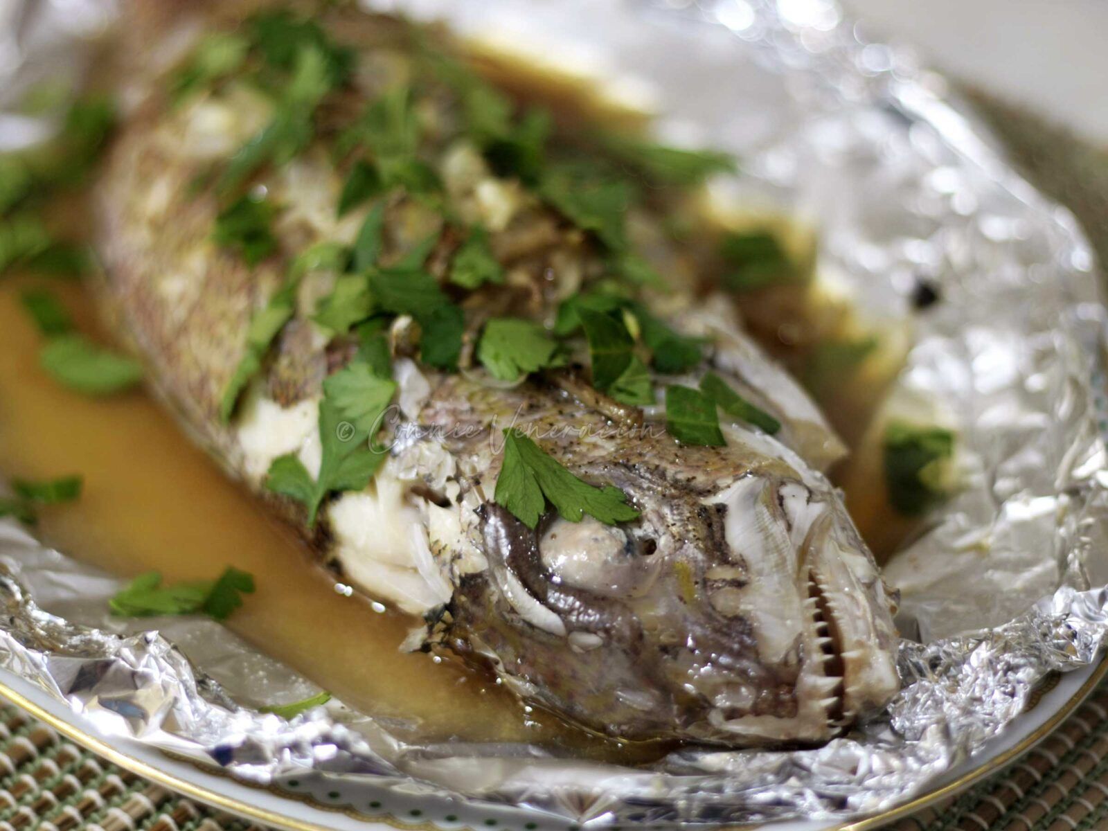 1600x1200 Baked whole fish with oyster sauce