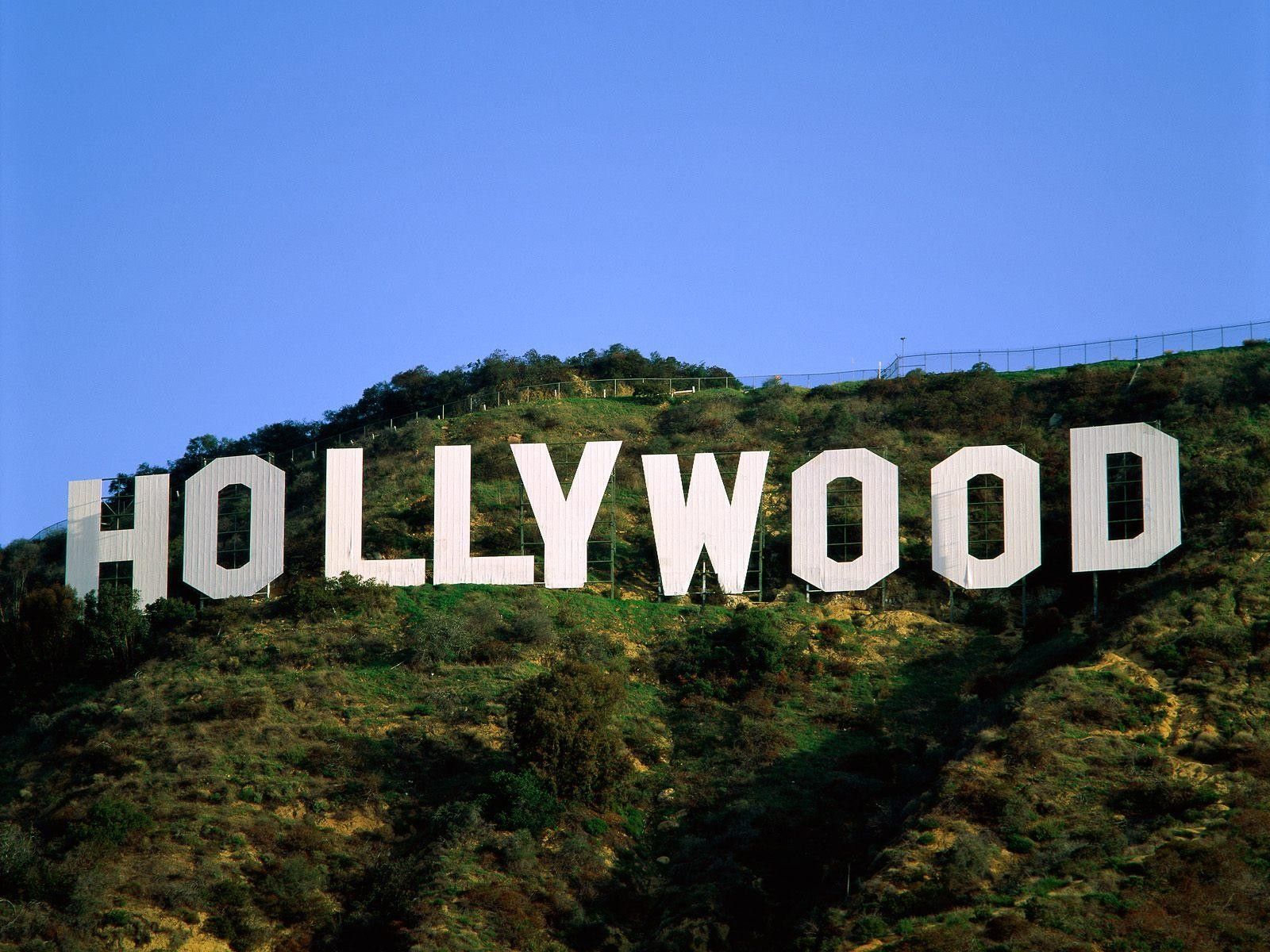 1600x1200 Hollywood Wallpaper