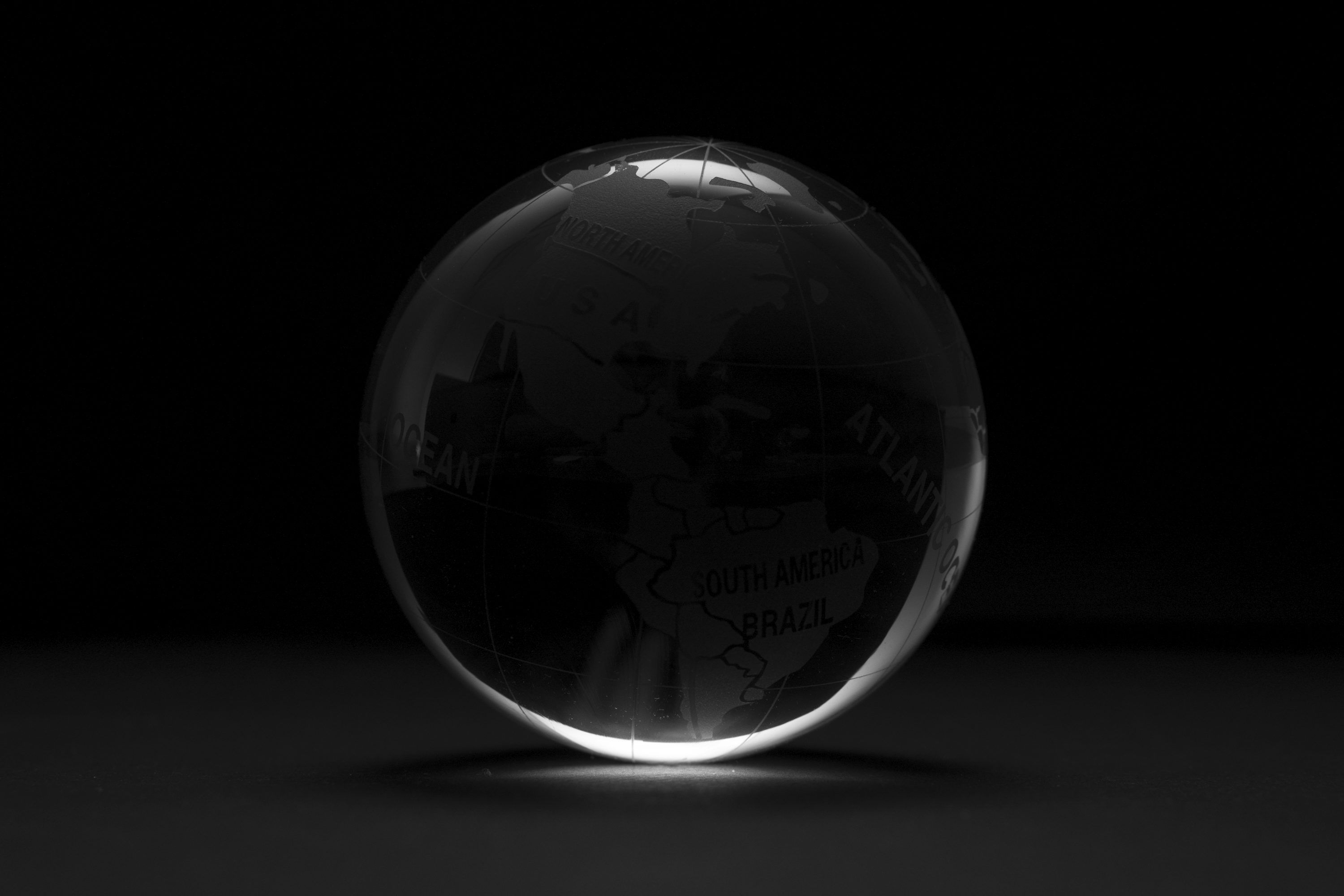 3000x2000 Black Glass Picture. Download Free Image
