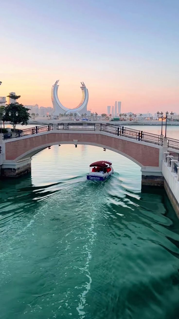 736x1308 Explore the Beauty of Doha, Qatar. Qatar doha, Style de vie luxe, Photo paysage magnifique