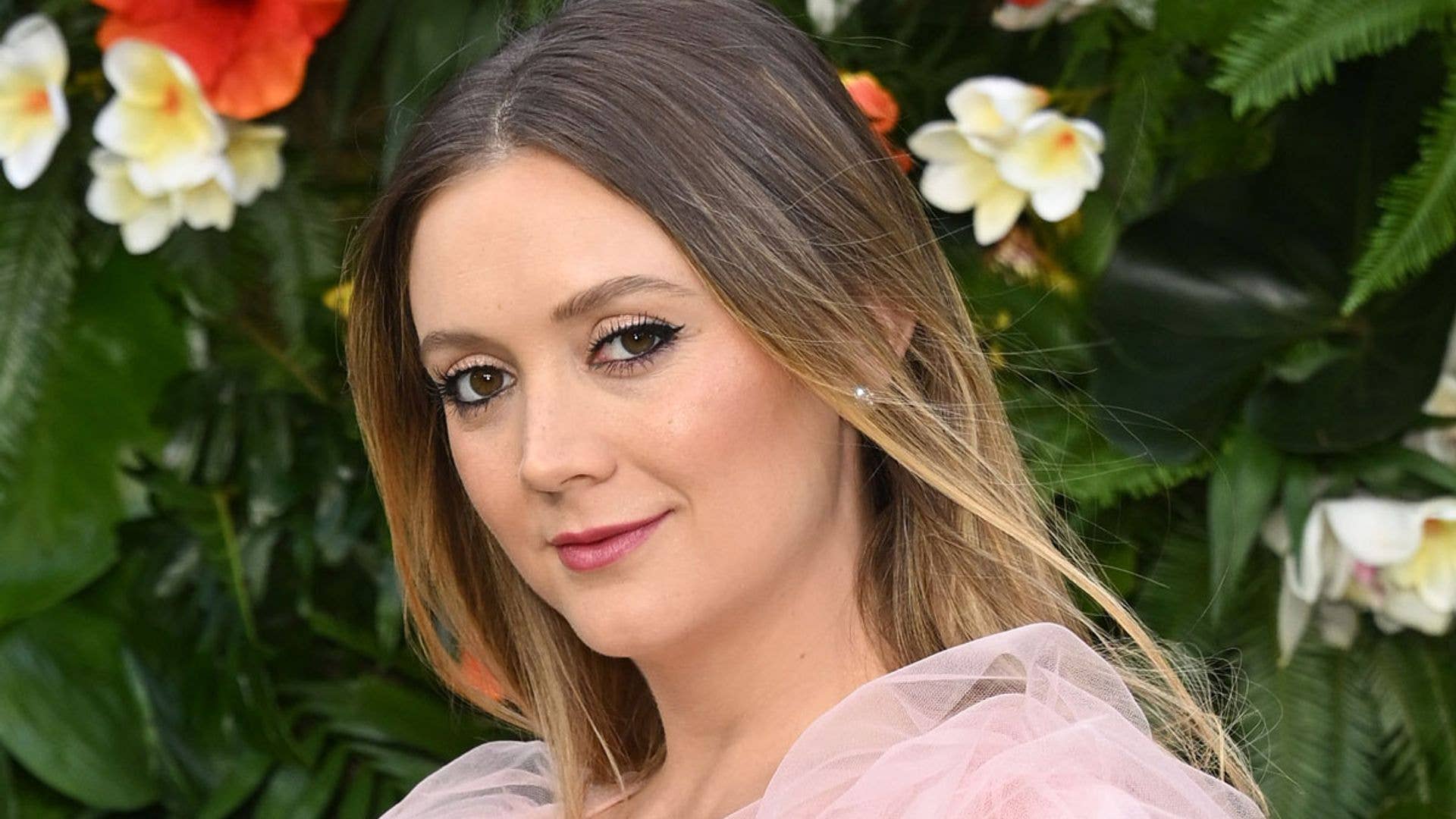 1920x1080 Pregnant Billie Lourd Reveals Baby Bump In Unexpected Semi Sheer Mini Dress