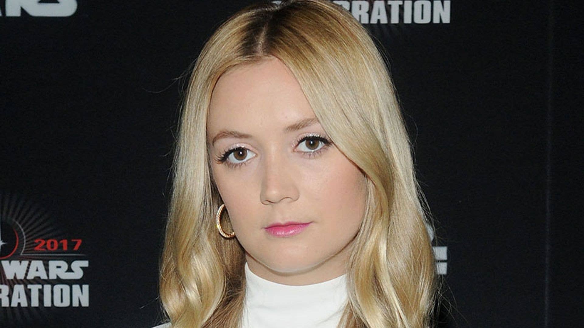 1920x1080 Billie Lourd pays tribute to Carrie Fisher on her 25th birthday