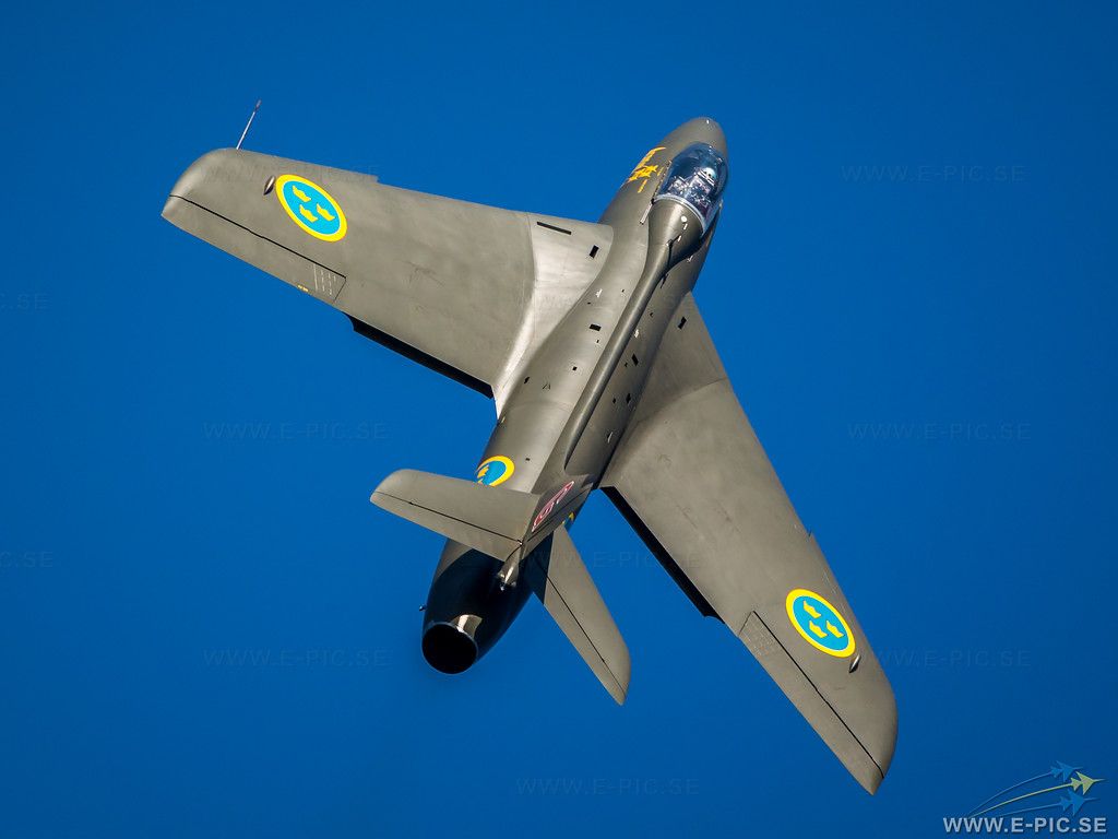 1024x768 Hawker Hunter