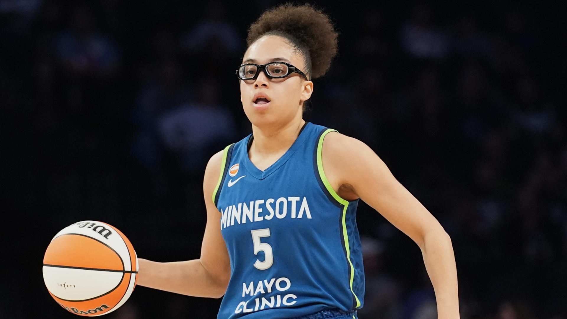 1920x1080 Kayla McBride's recent brilliance has Lynx alone atop the Western Conference standings
