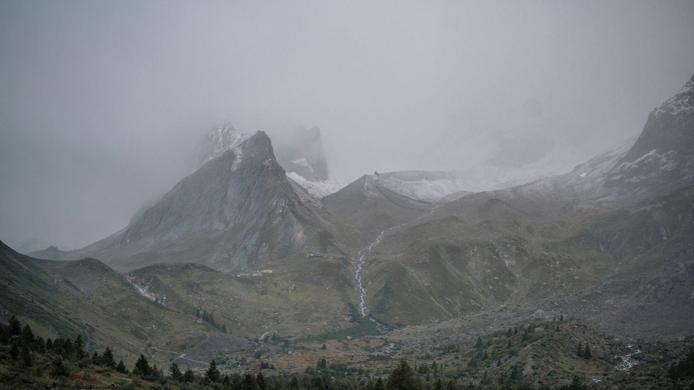2400x1350 The Best, Most Impactful Image From The 2025 UTMB Mont Blanc Trail Race