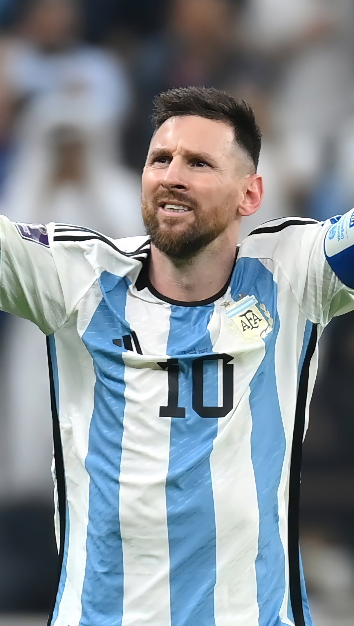 1220x2160 Messi in the Argentina National Team Wallpaper 4K for iPhone and Mobile Phone