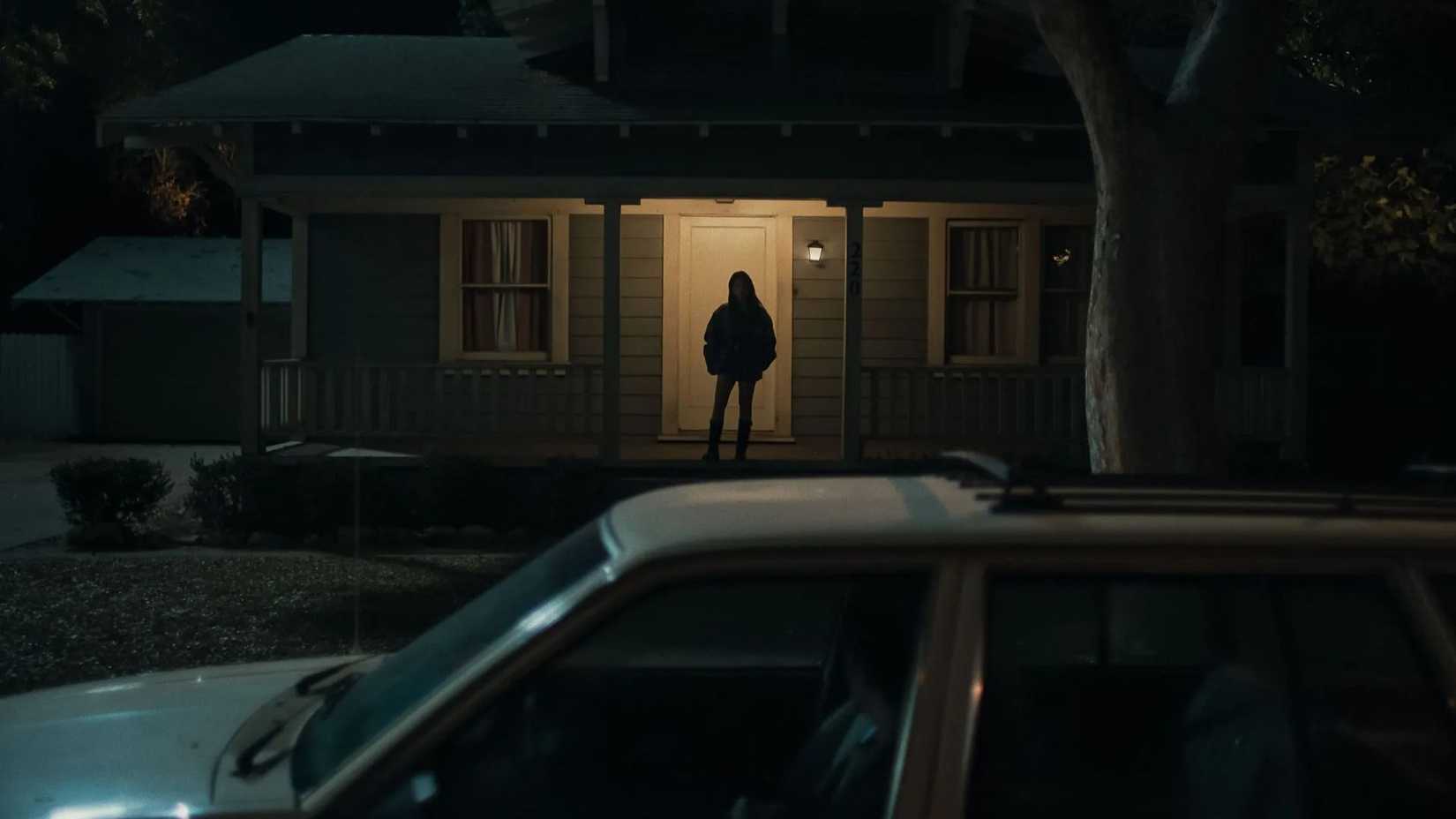 1650x928 All 11 Times Real Nikki Appears In 'Obsession'