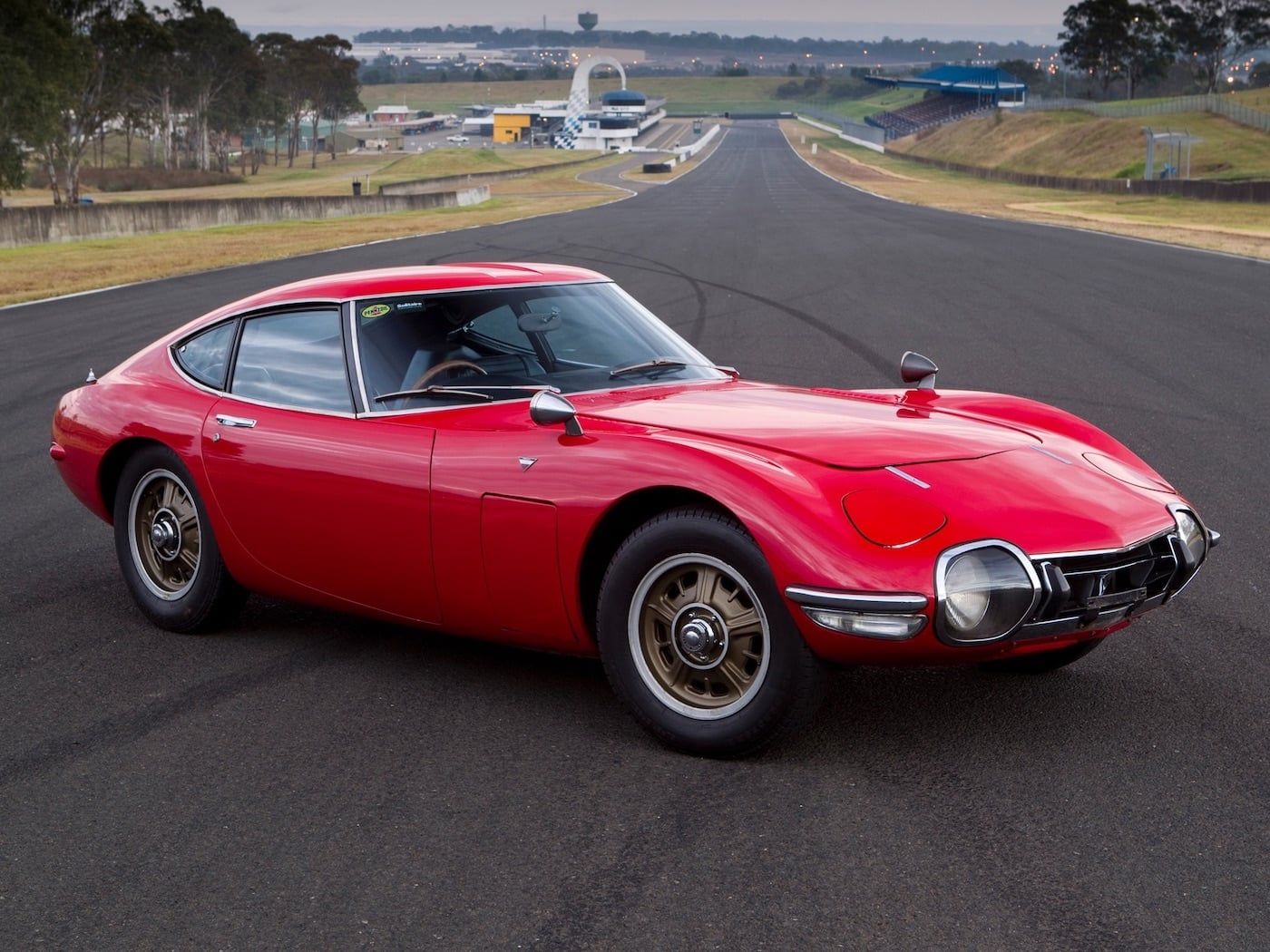1400x1050 Toyota 2000 GT
