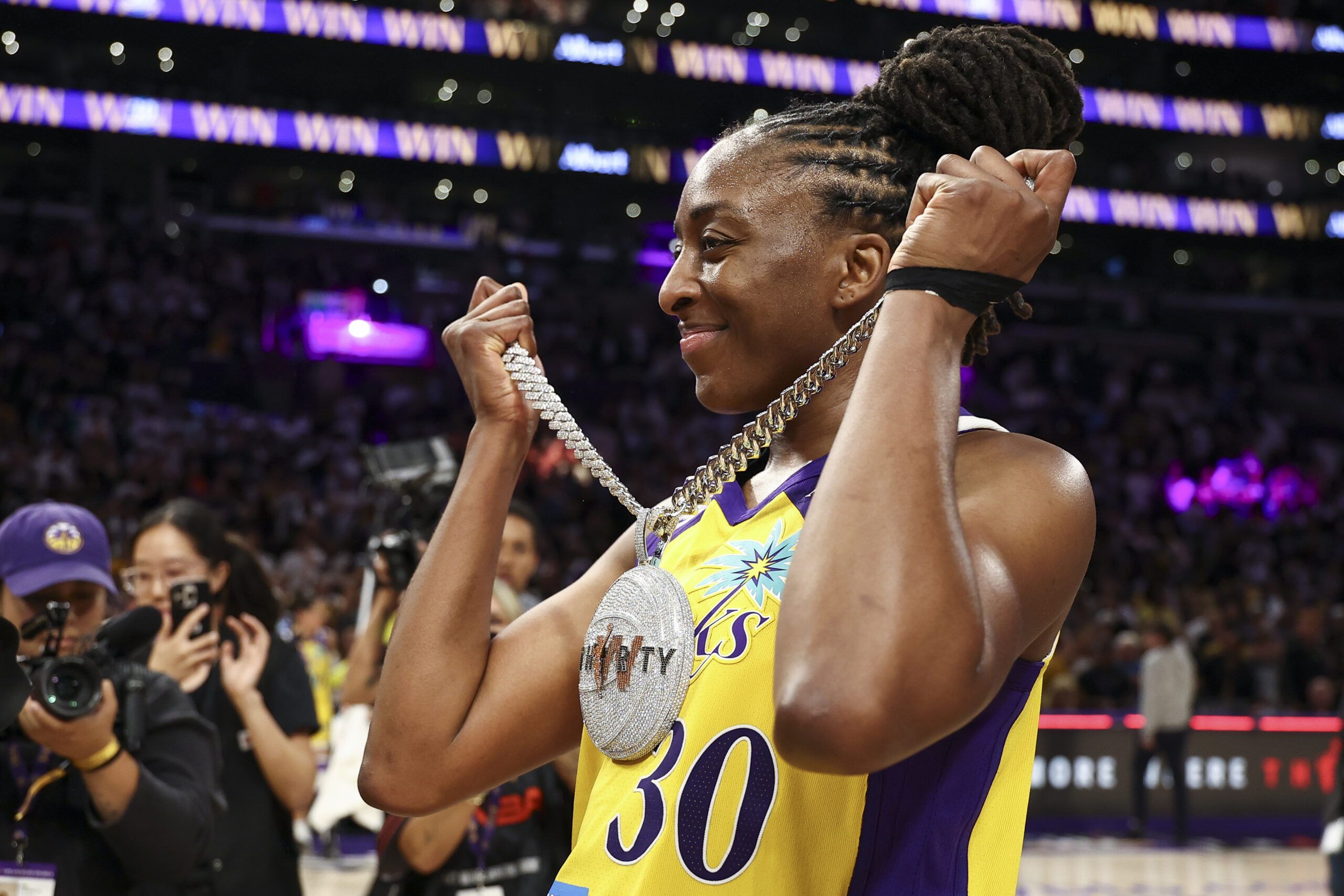 2560x1707 Nneka Ogwumike Is Retiring From the WNBA On Her Own Terms