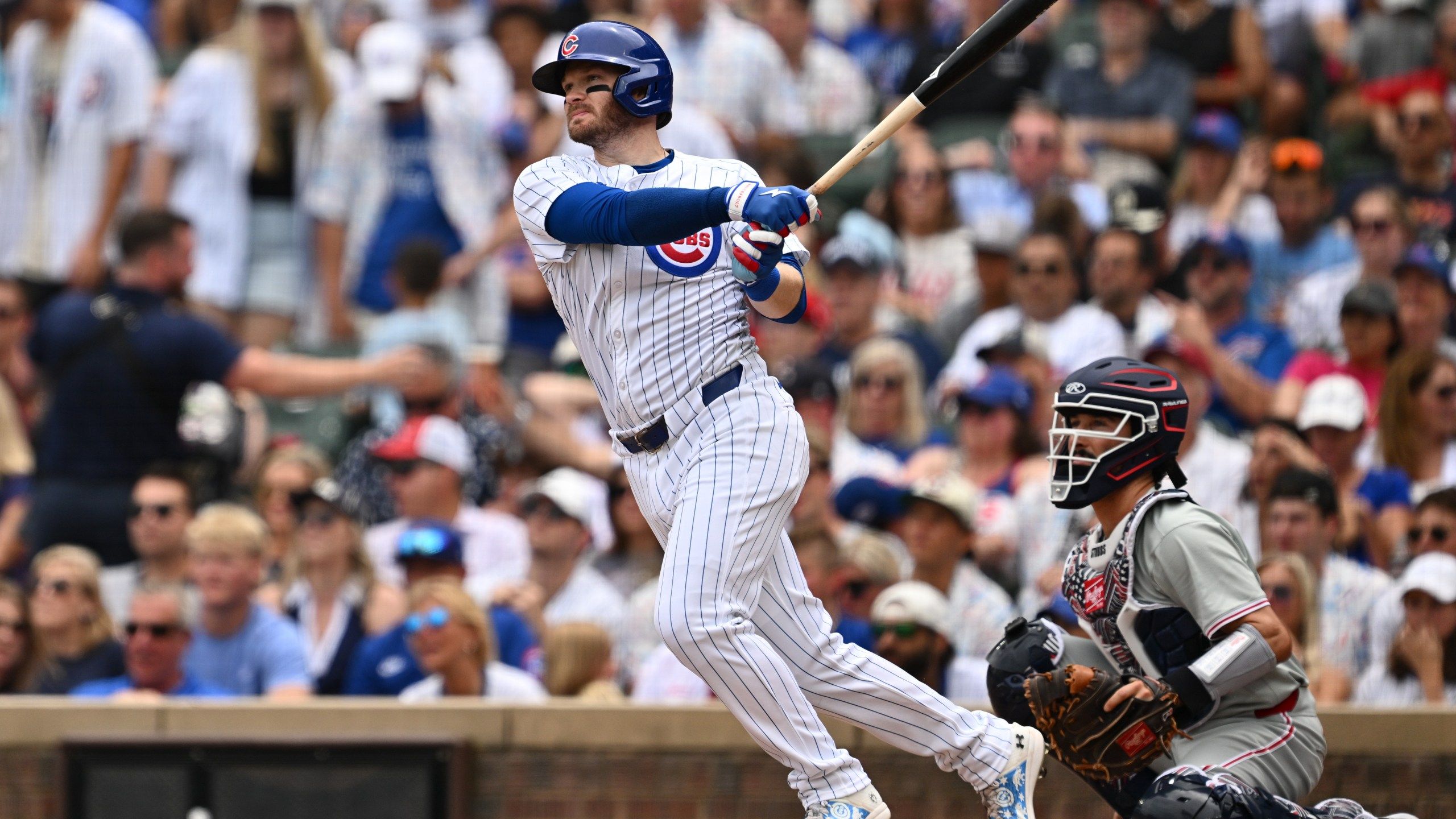 2560x1440 Happ Slugs Pair Of 3 Run Homers As Cubs Pound Phillies 10 2