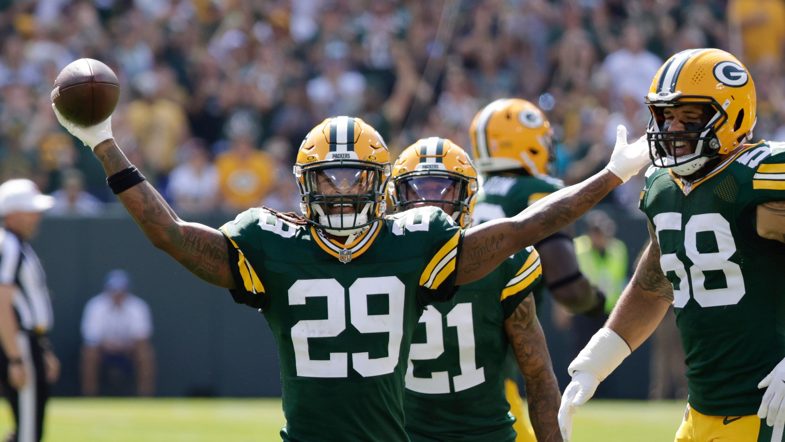2560x1440 Xavier McKinney justifies Packers' investment by getting 3 INTs in 1st 3 games with Green Bay
