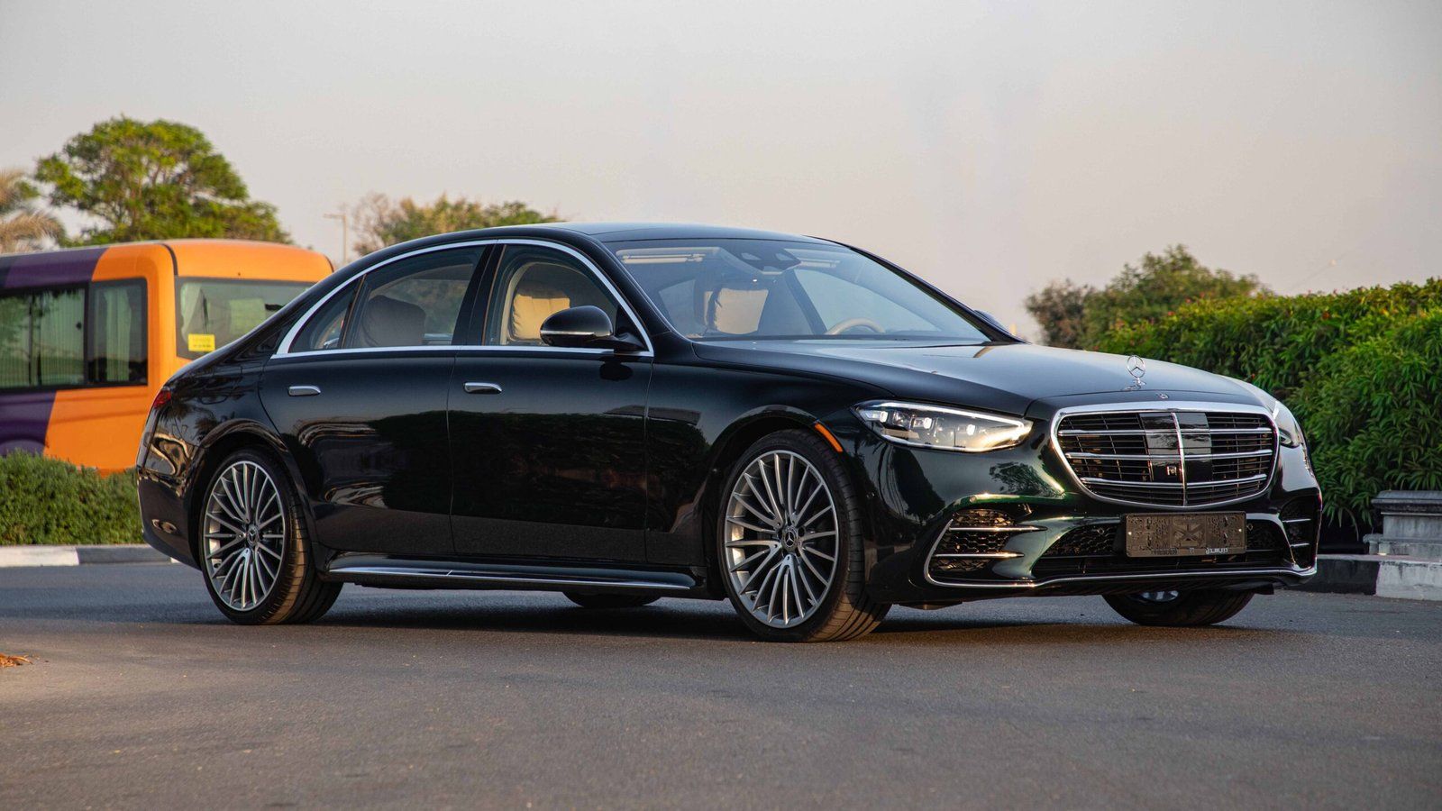 1600x900 MERCEDES BENZ S580 4MATIC