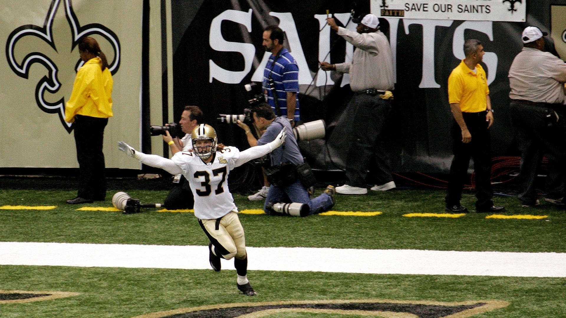 1920x1080 years later: A blocked punt, a deafening roar and a city reborn