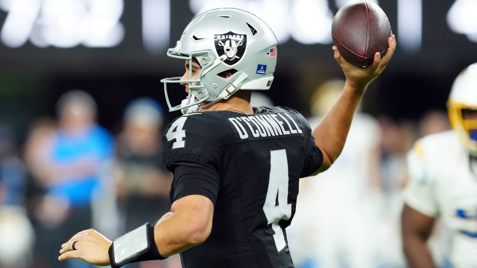 1600x900 Raiders HC Pierce Giving Aidan O'Connell First Team Reps