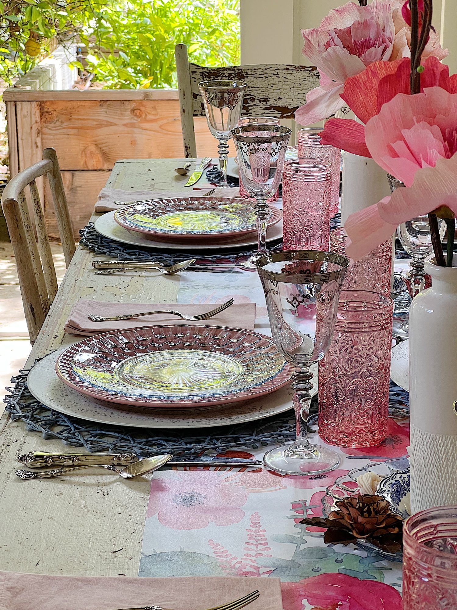 1500x2000 Easy DIY Spring Wallpaper Table Runner 100 YEAR OLD HOME