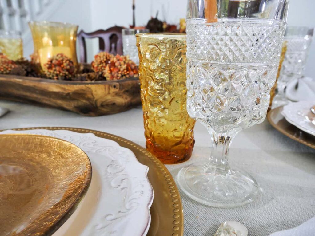 1024x768 Fall Rustic Glam Table Setting: Cozy Meets Elegant the Table