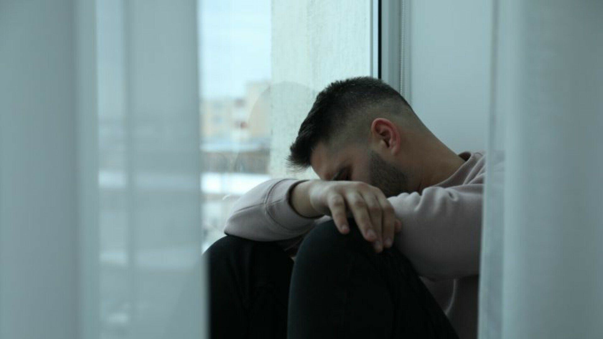 1920x1080 Sad But Understandable Reasons Certain People Slowly Stop Taking Good Care Of Themselves