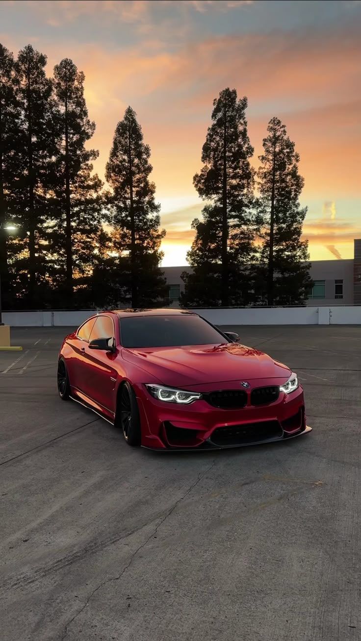 736x1308 BMW M4 Red sunset wallpaper