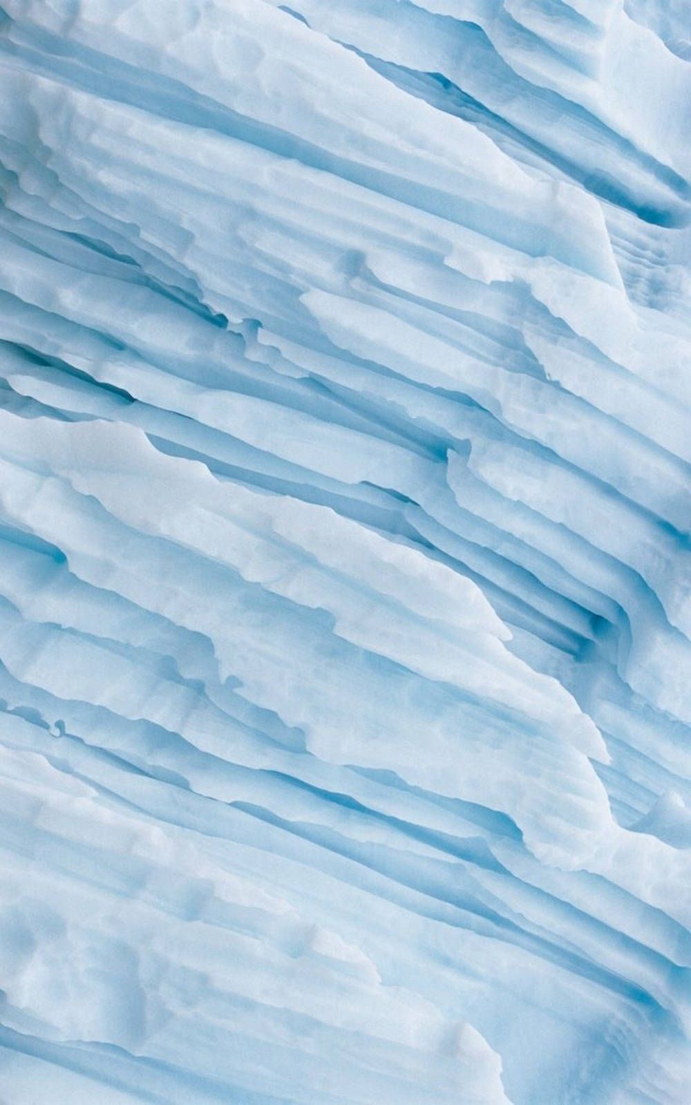 1000x1599 Icy Blue Wallpaper