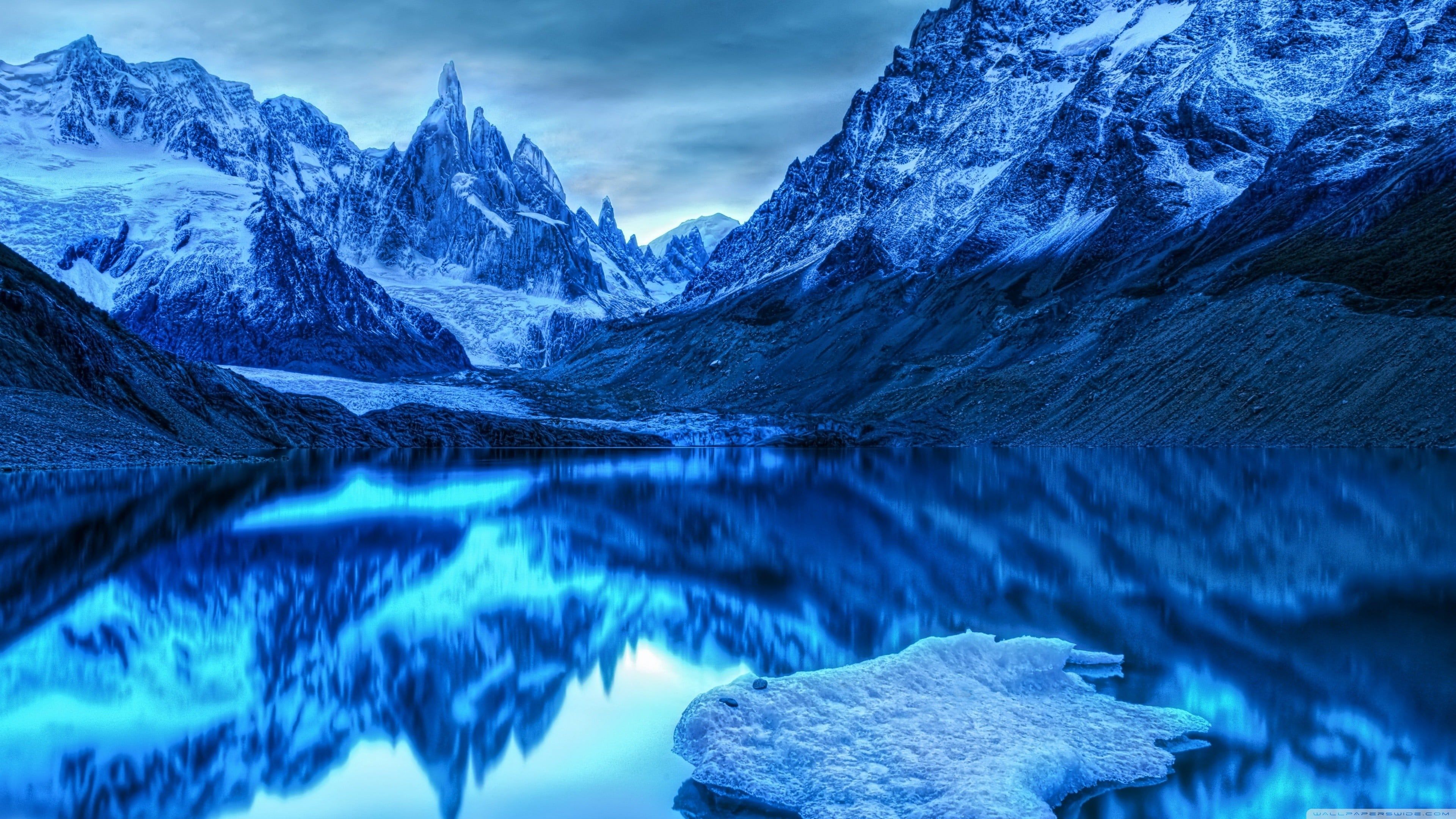 3840x2160 Icy Blue Mountains and Lake [3840x2160]