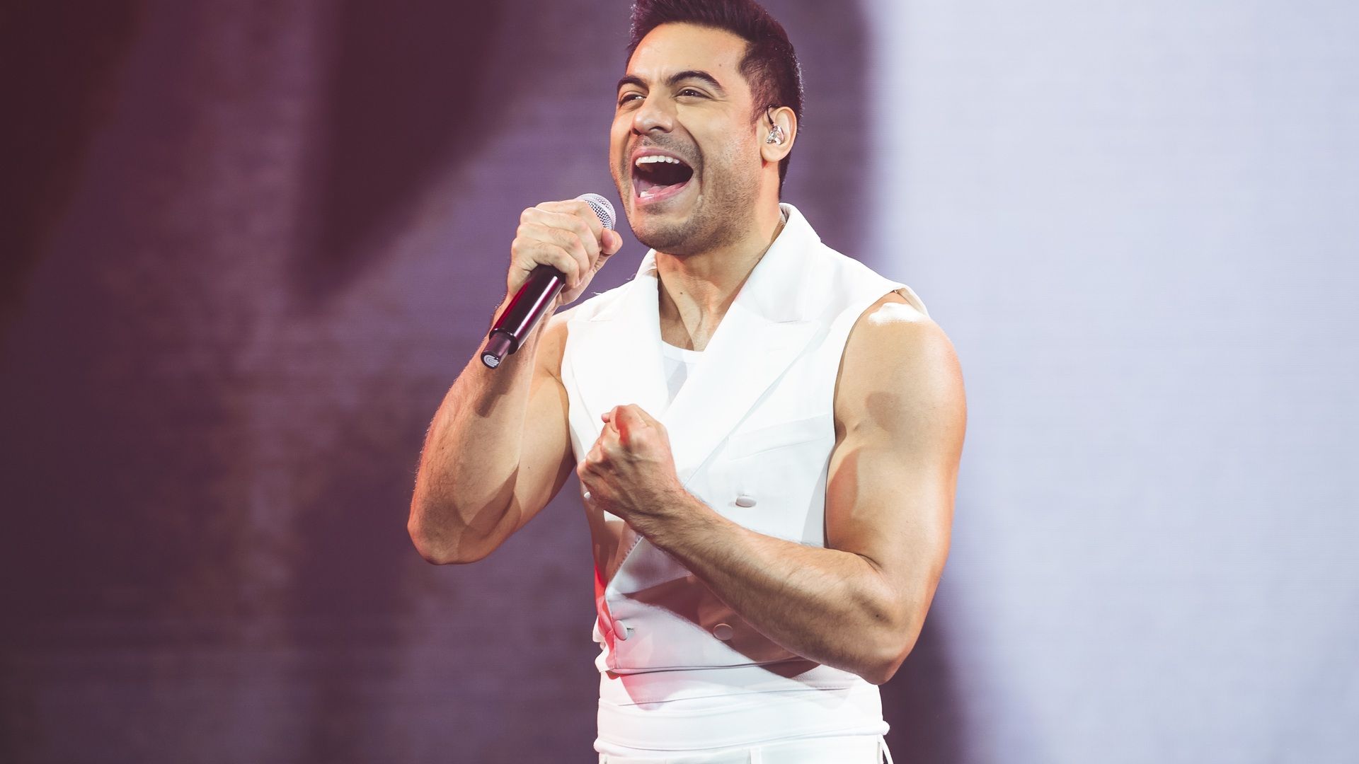1920x1080 Carlos Rivera anuncia concierto en la Plaza de Toros “La México”
