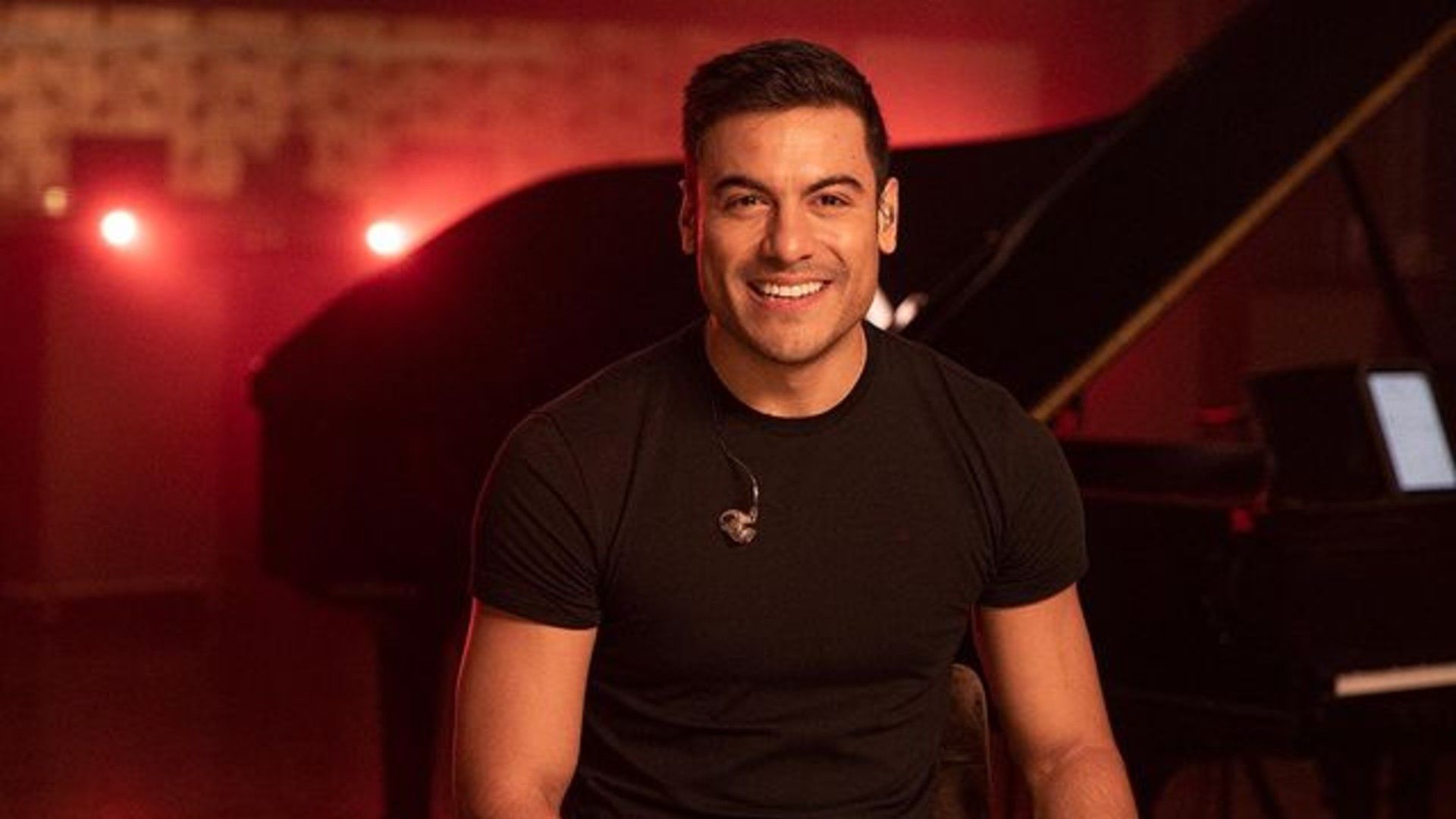1920x1080 Las canciones más románticas de Carlos Rivera