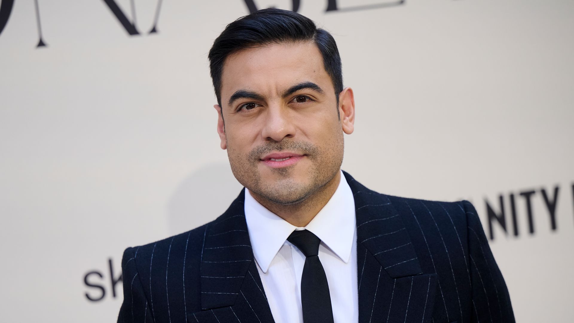 1920x1080 Carlos Rivera pospone conciertos fuera de México por motivos de salud. ¡HOLA!