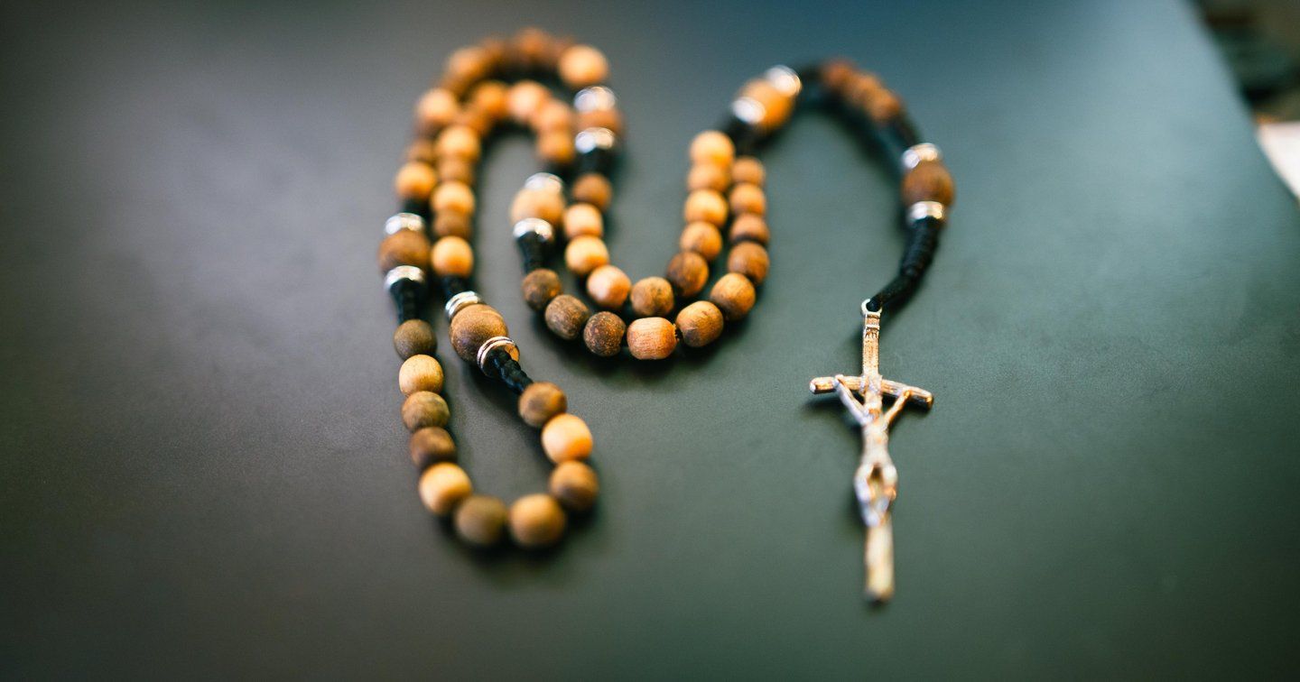 1440x756 Inspiring Rosary Miracle Stories