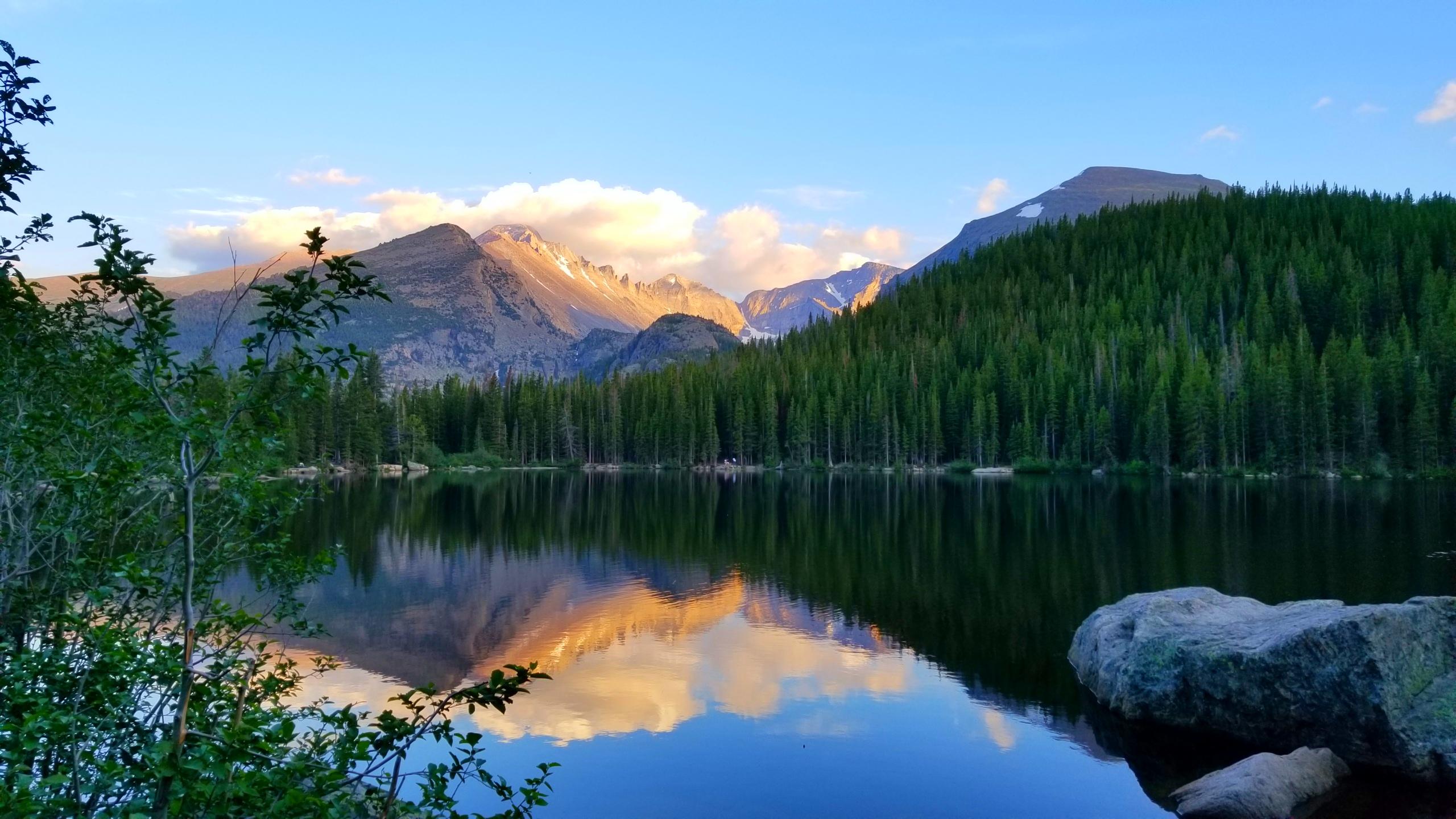 2560x1440 Bear Lake Mountain National Park [2560X1440] [OC]