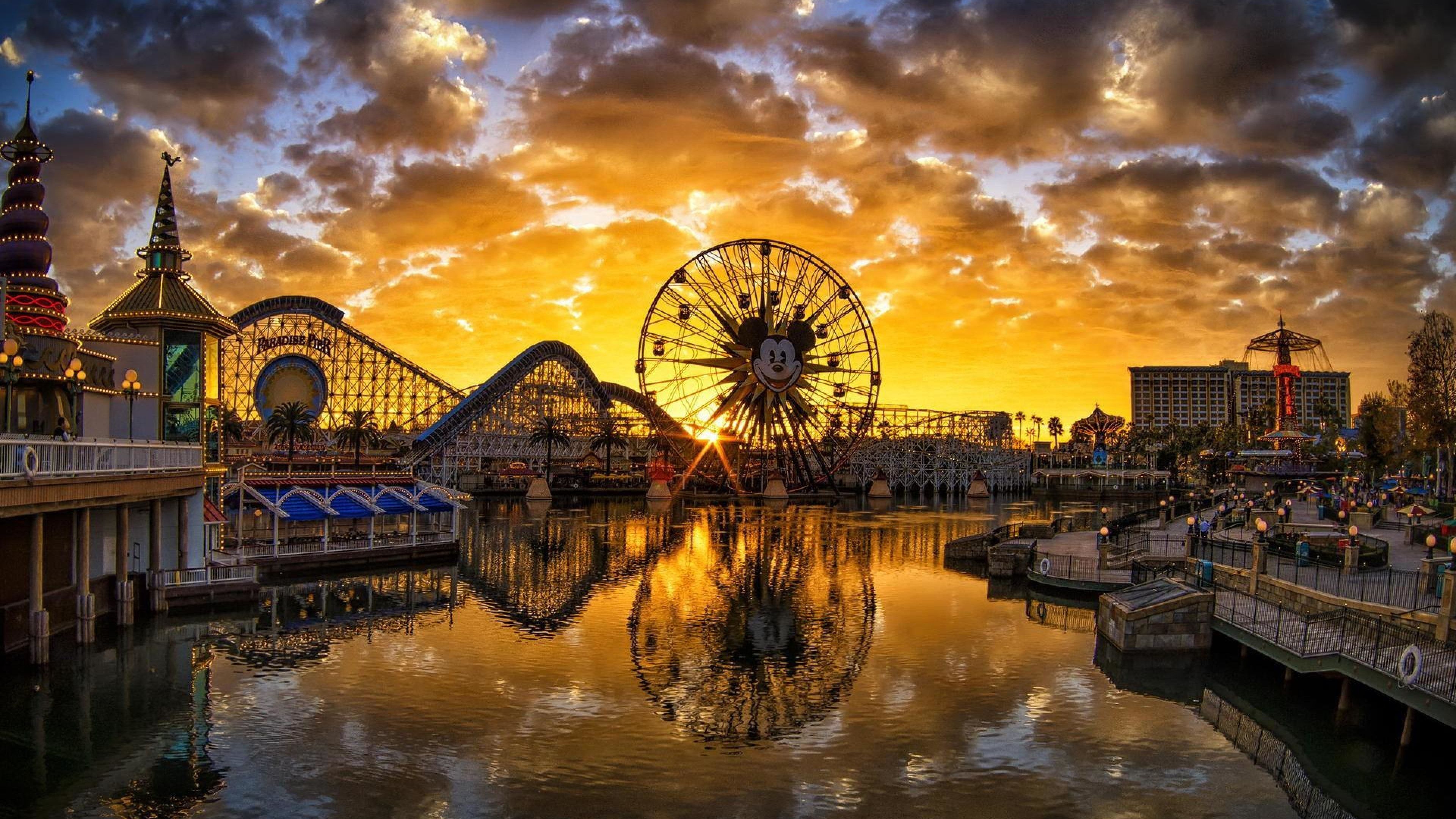 3840x2160 Pixar Pier, Disney California Adventure Park