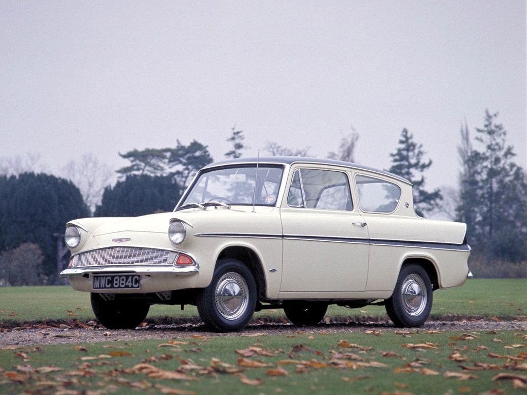 1024x768 Avengers in Time: Cars: Ford Anglia 105E