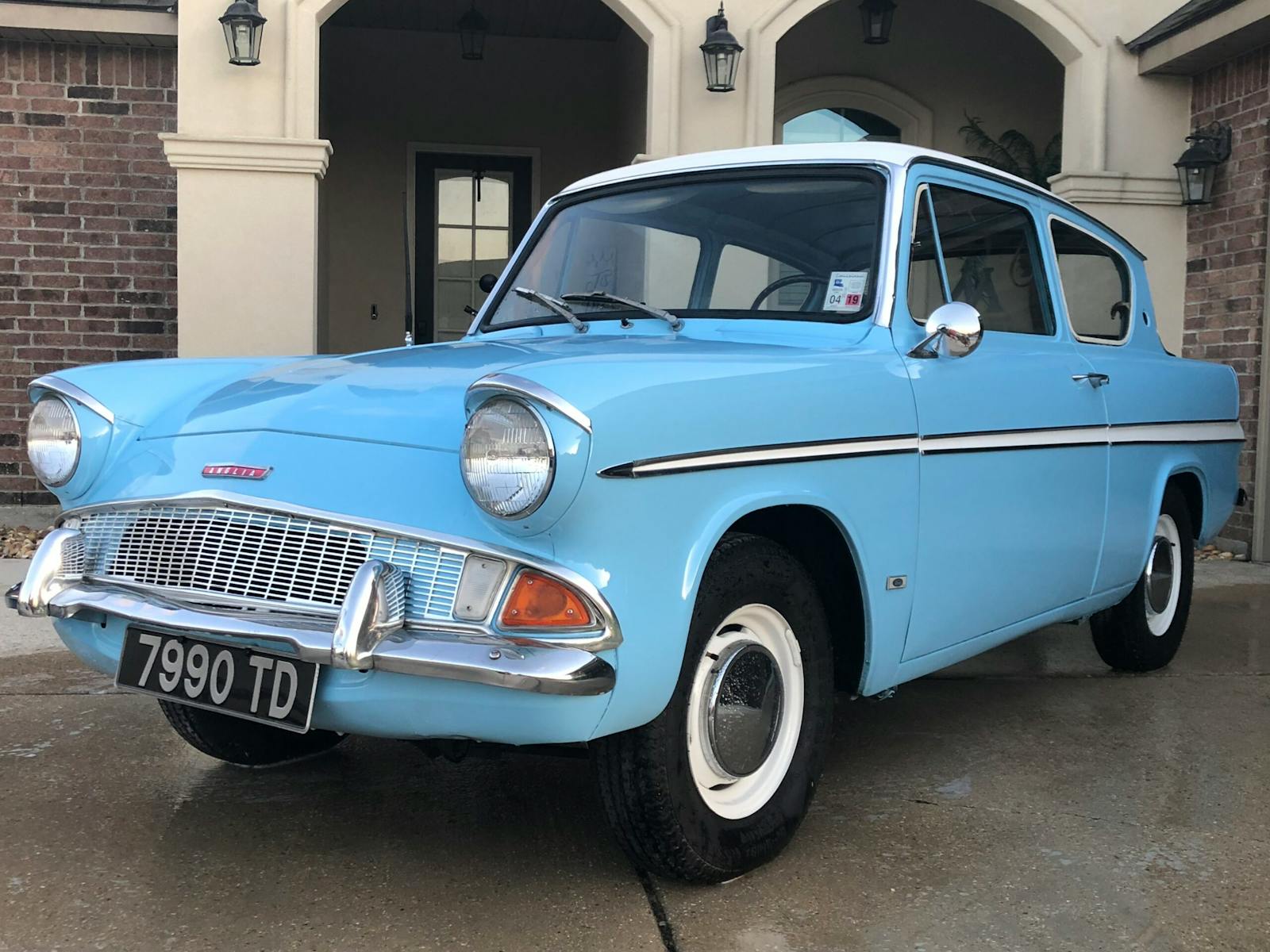 1600x1200 Stay up to date on ford anglia stories from top car industry writers