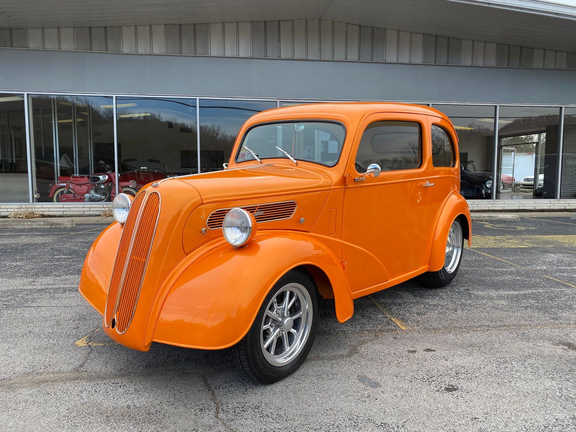 1920x1440 Ford Anglia Garage