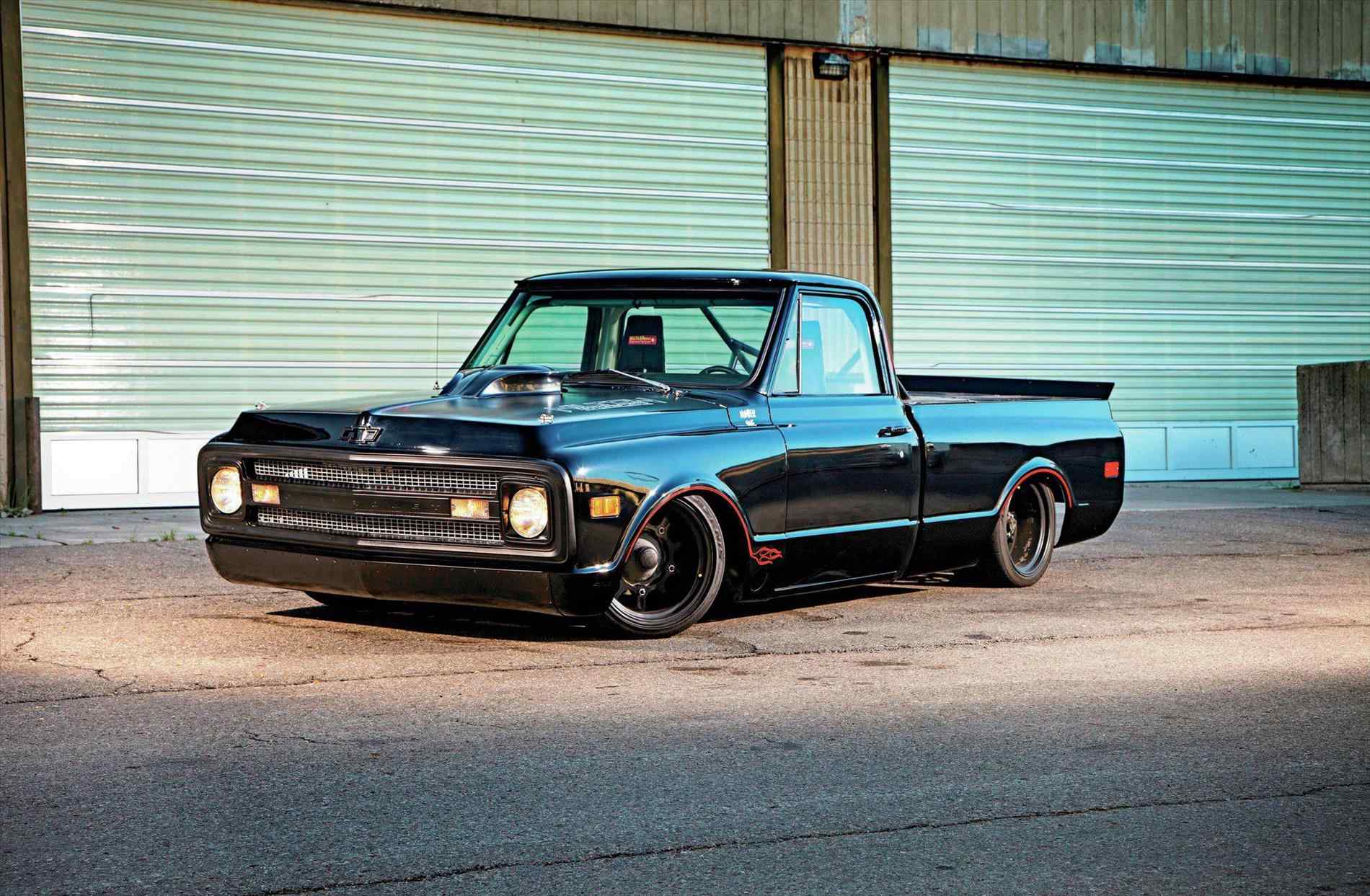 1900x1243 Chevy Truck Wallpaper