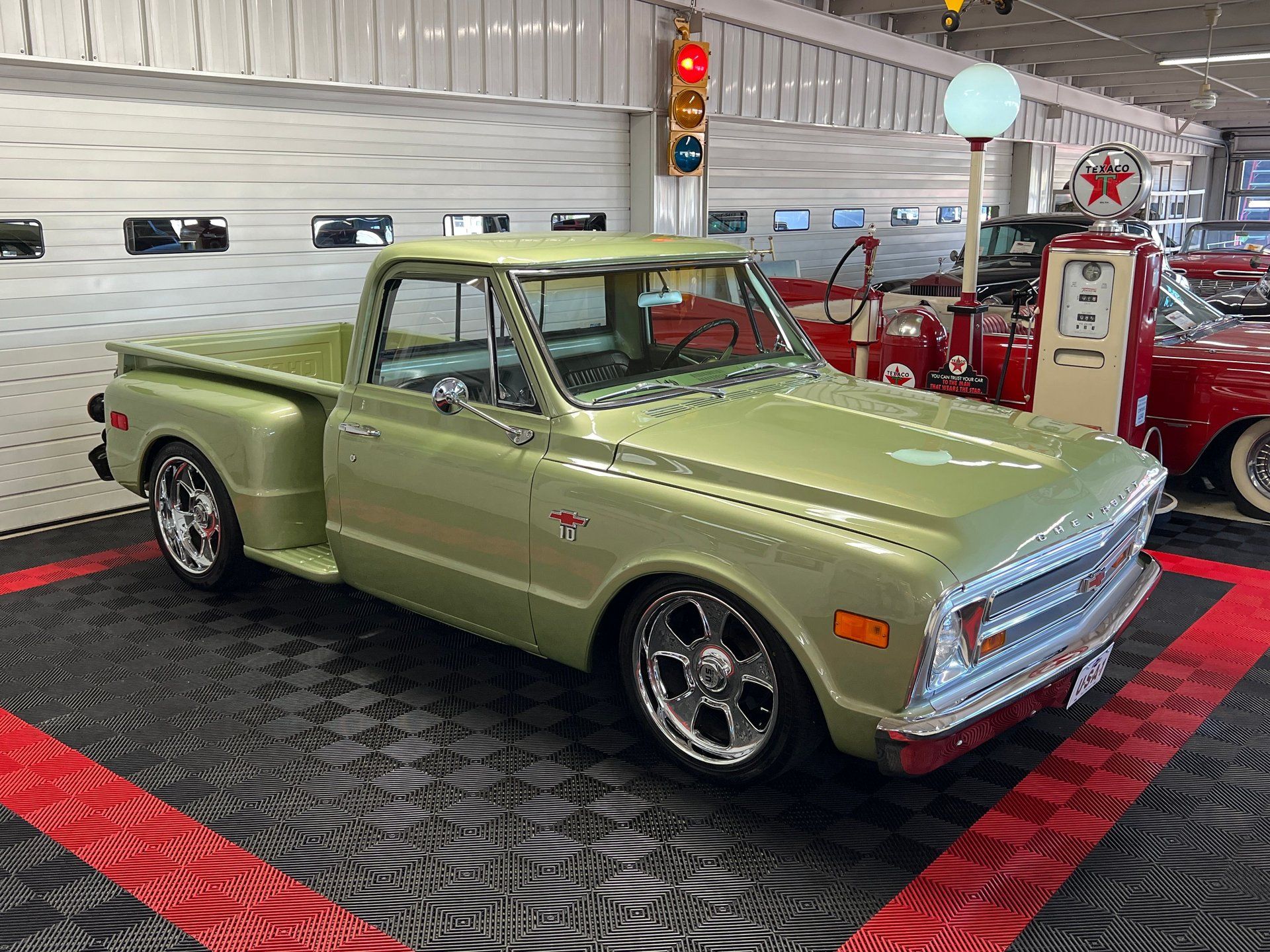 1920x1440 Chevrolet C10