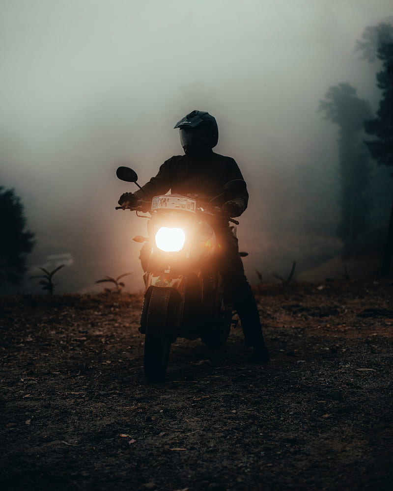 800x1000 Motorcycle, motorcyclist, headlight, light, fog, HD phone wallpaper