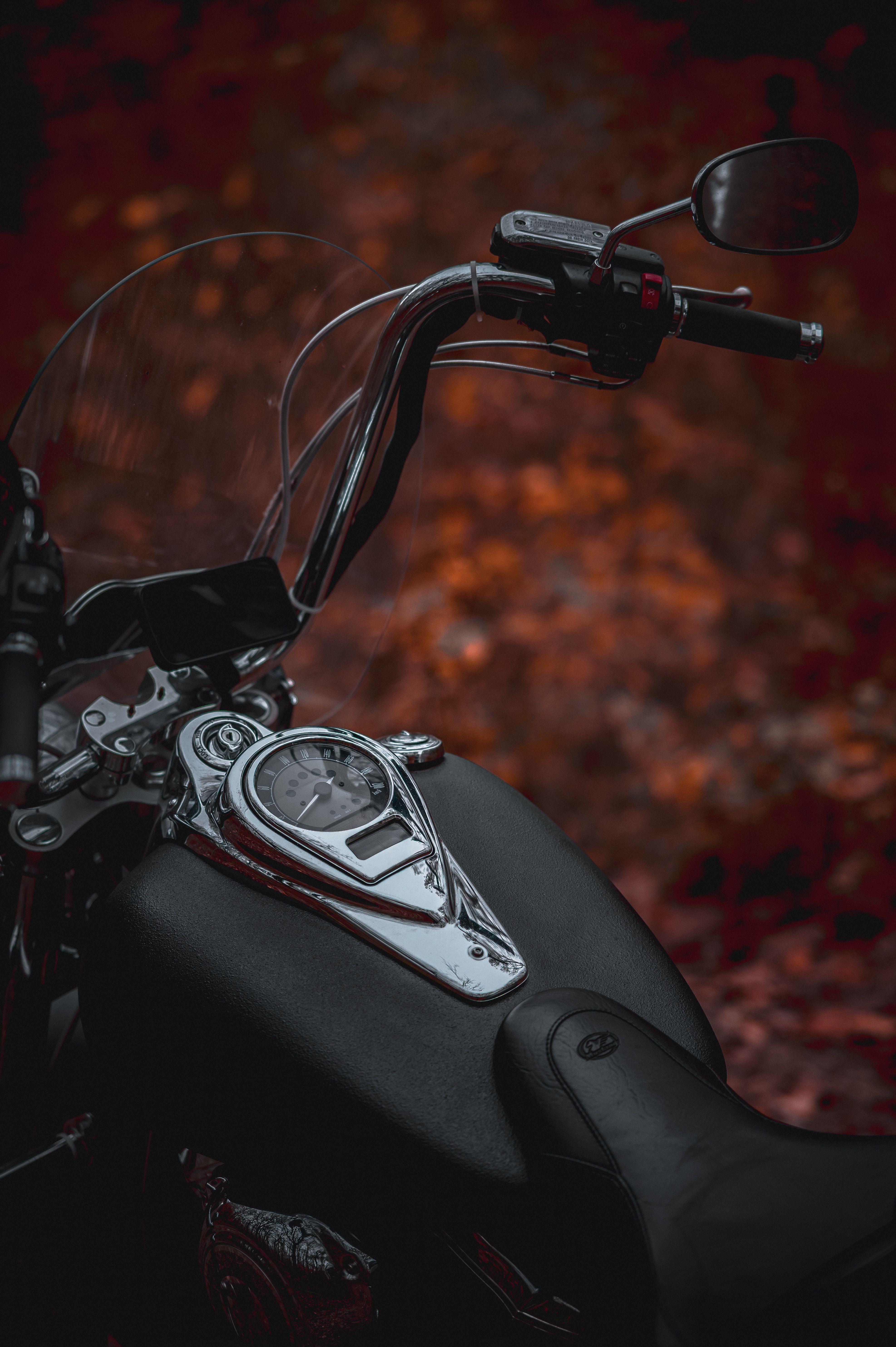 3947x5933 Close Up Of Chrome Motorcycle With Windshield · Free