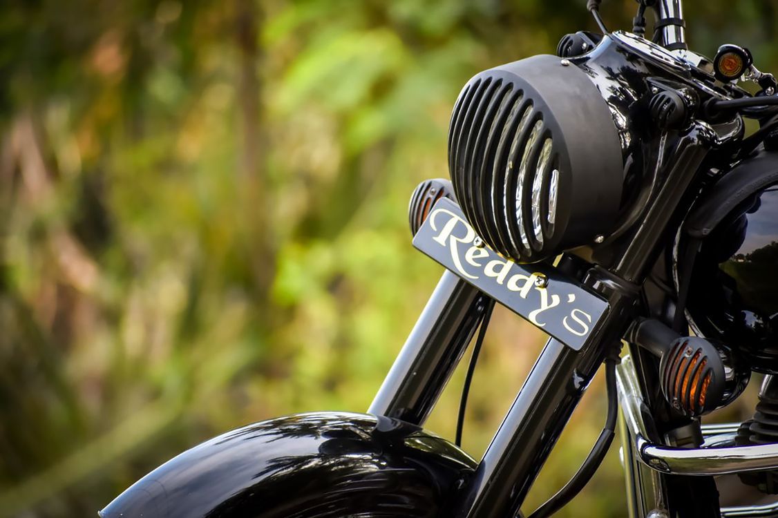 1126x750 Black Motorcycle · Free