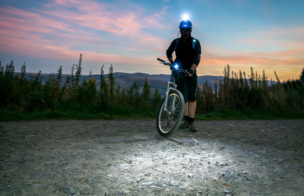 1200x774 Best Bike Lights for Urban Commuters (2026 Guide)